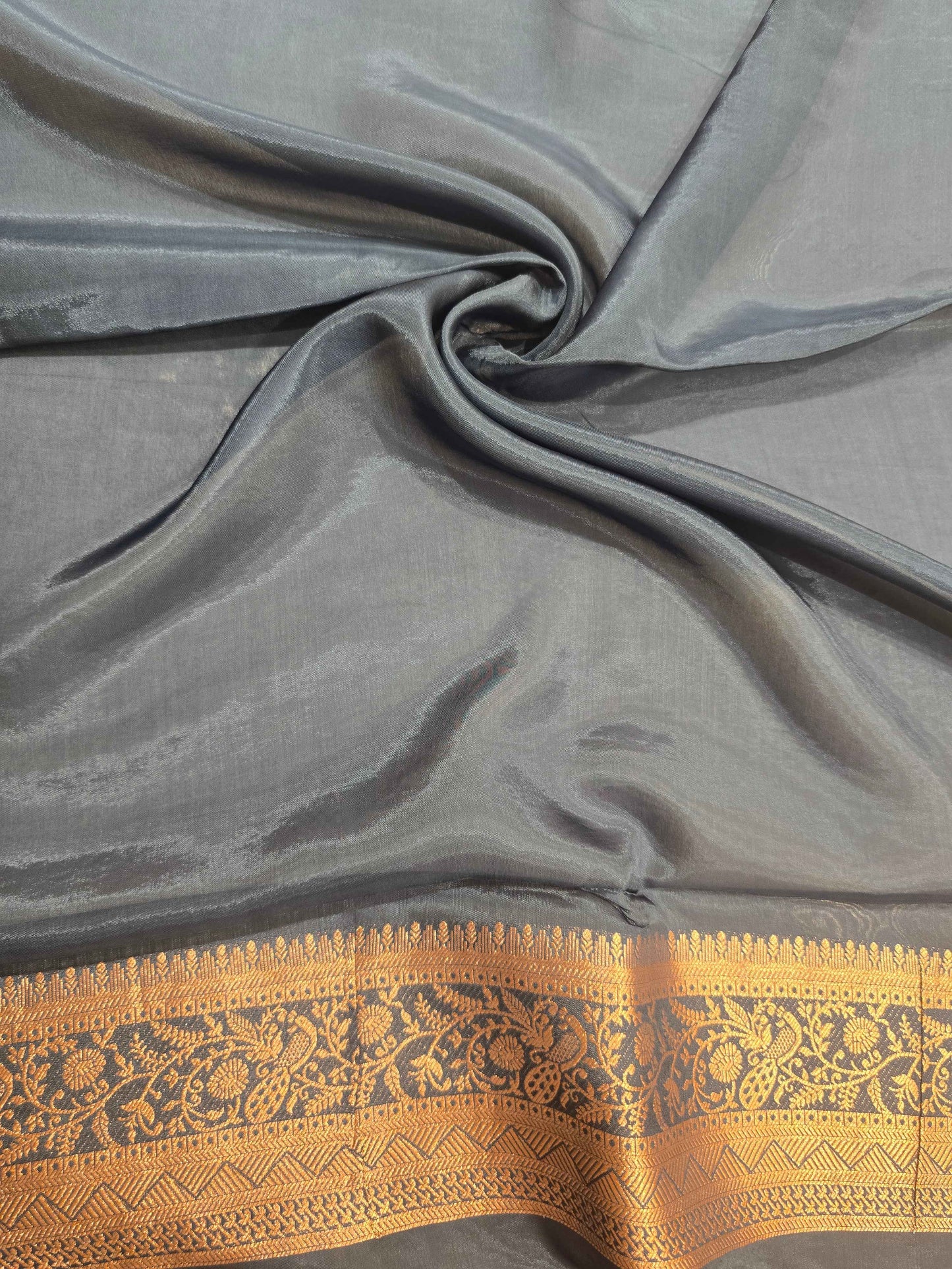 Viscose Banarasi Silk Saree with Zari Weaving & Rich Border | Elegant Festive & Party Wear Saree for Women