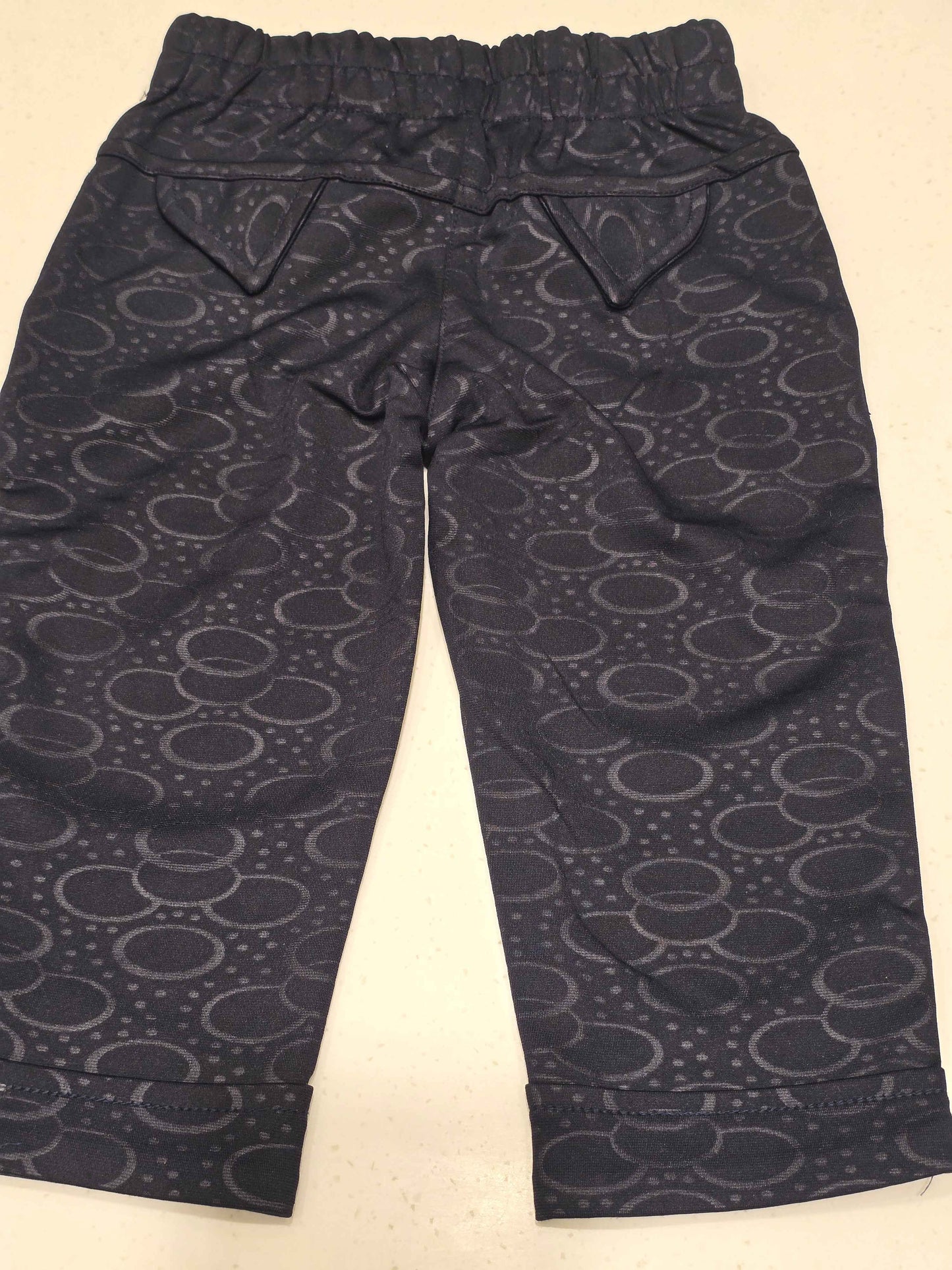 Stretchable material dark blue colour capri for girl