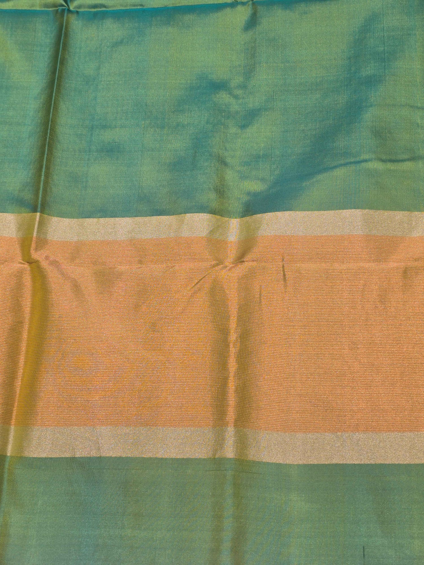Pure handloom softsilk with Tissue border and rich pallu