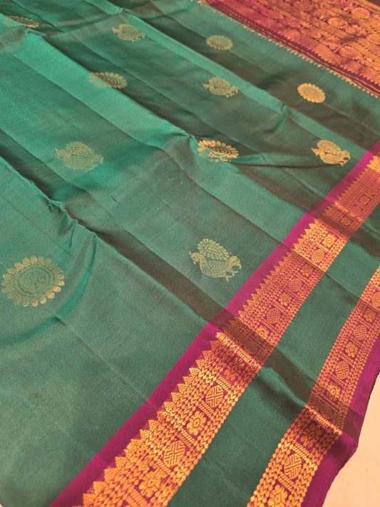 Pure Kanchipuram Silk Saree with Butta Design & Bentex Zari Border | Traditional Wedding & Festive Wear Saree