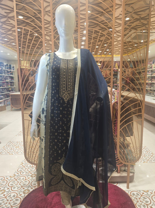 Light Mehendi Green Banarasi Silk Party Wear Set for Women with Floral Design & Zari Butta Handwork on Neck – Elegant Occasion Wear