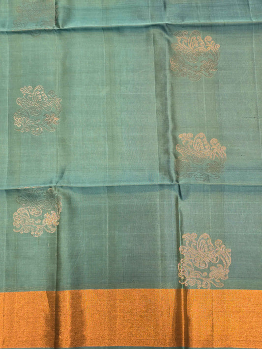 Handloom pure soft silk with rich pallu and gatti border
