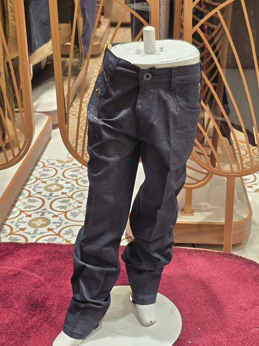 Cotton material black color pant for boys with pockets