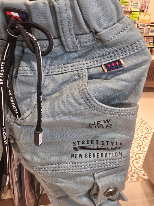 Jeans Cargo for Boys with 6 Pockets & Stitched Pocket Design