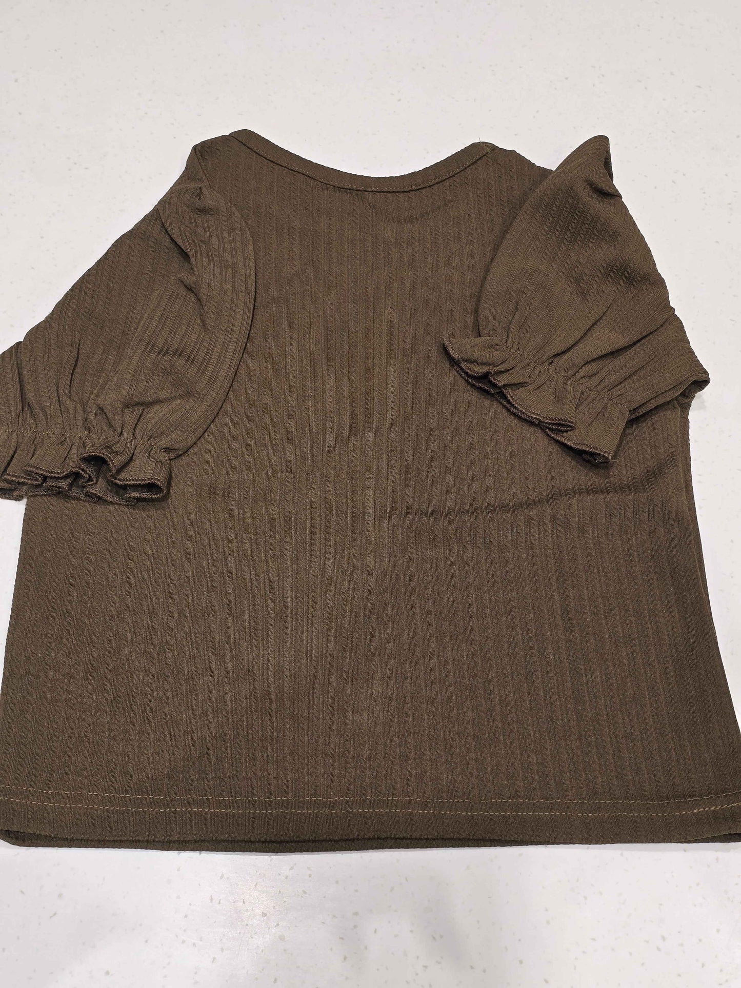 girl's ribbed puff-sleeve top/dress in an earthy brown shade
