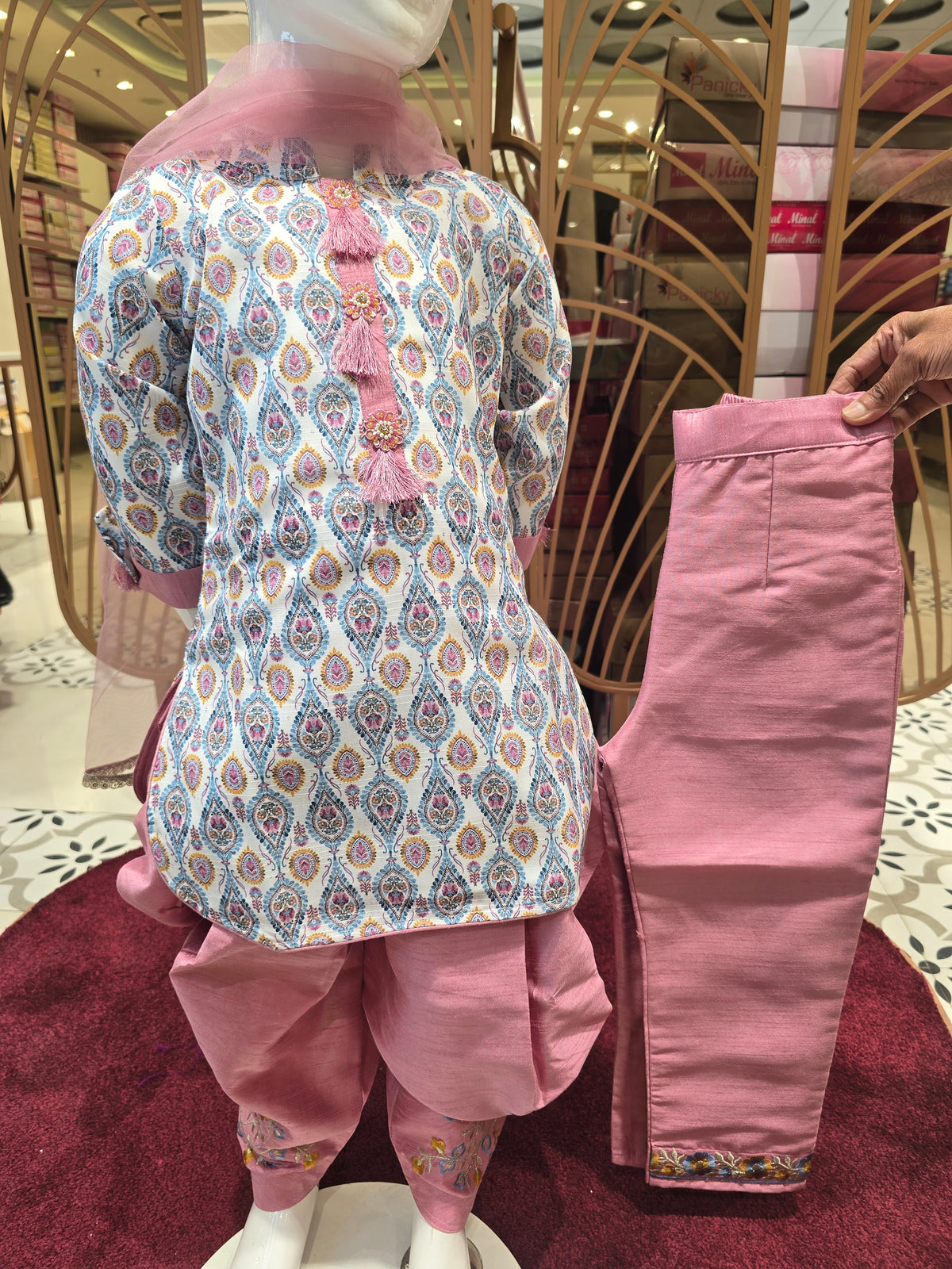 Girls Baby Pink Printed Crepe Patiala Set