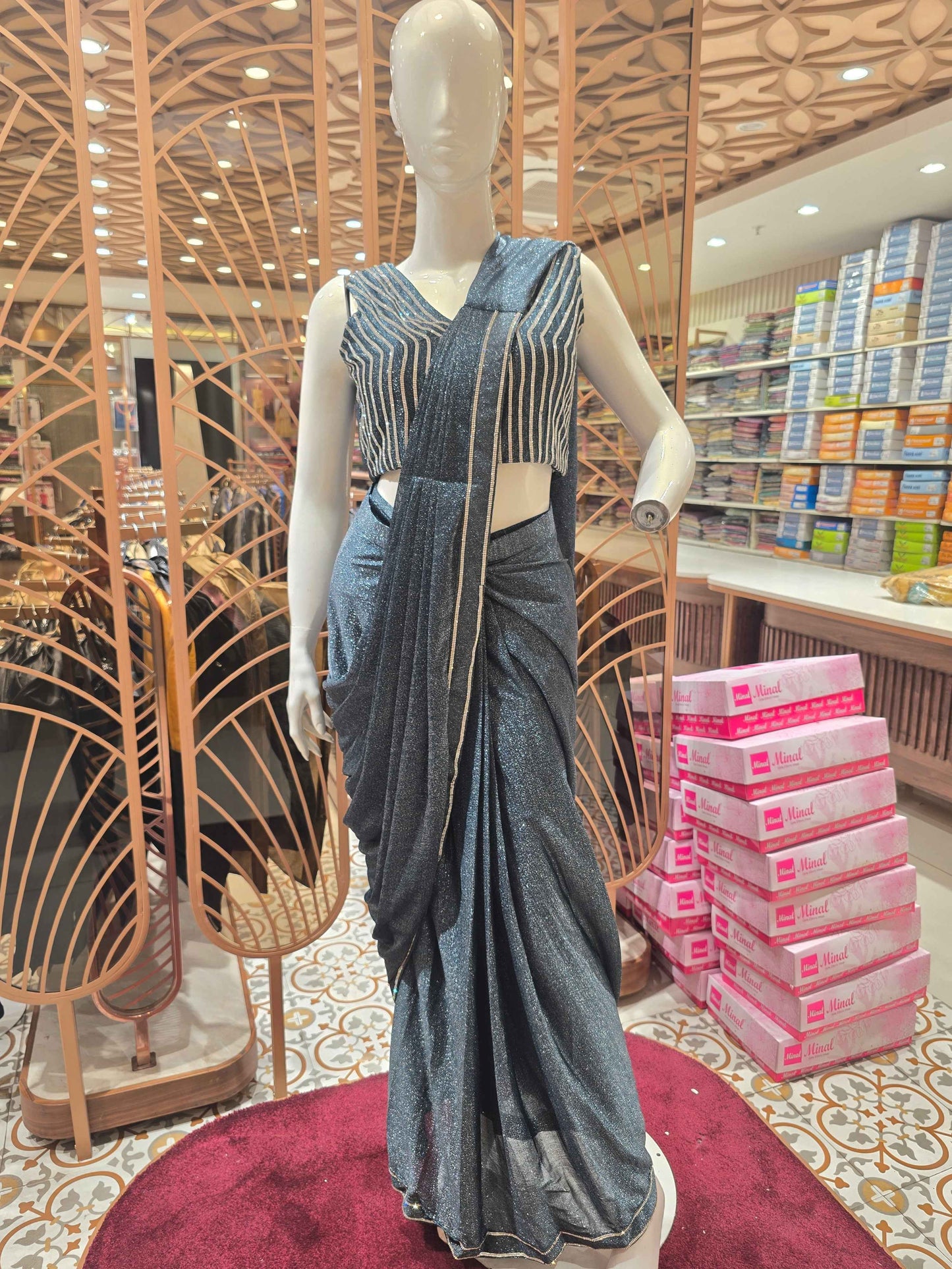 Women Green Shimmer Ready to Wear Saree Set