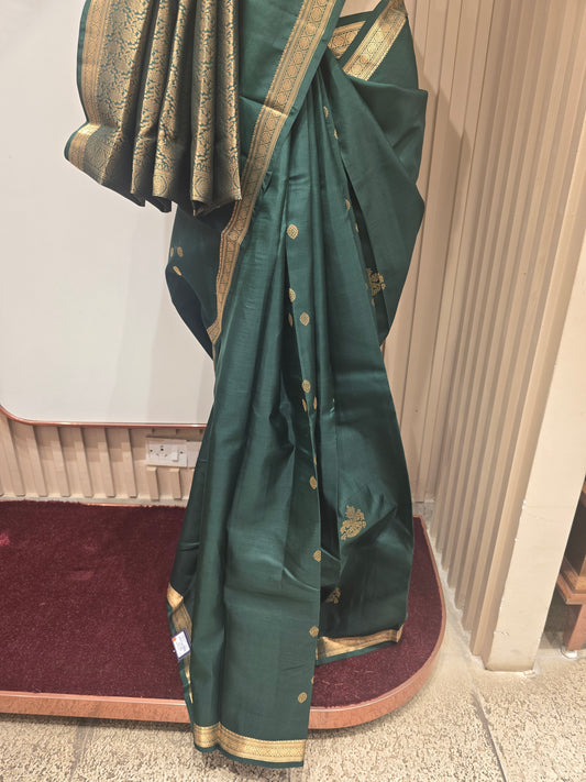 Bottle Green Pure Kanjivaram Silk Saree