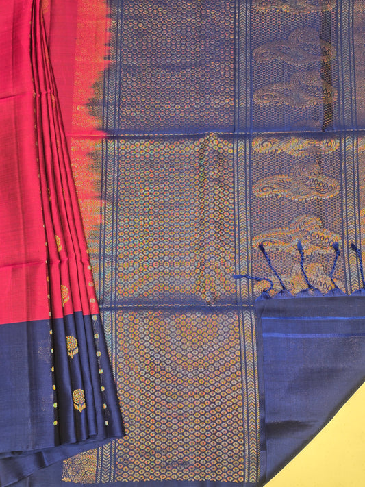 Pure Kanjivaram softsilk pink with navy blue color saree with mango rich pallu