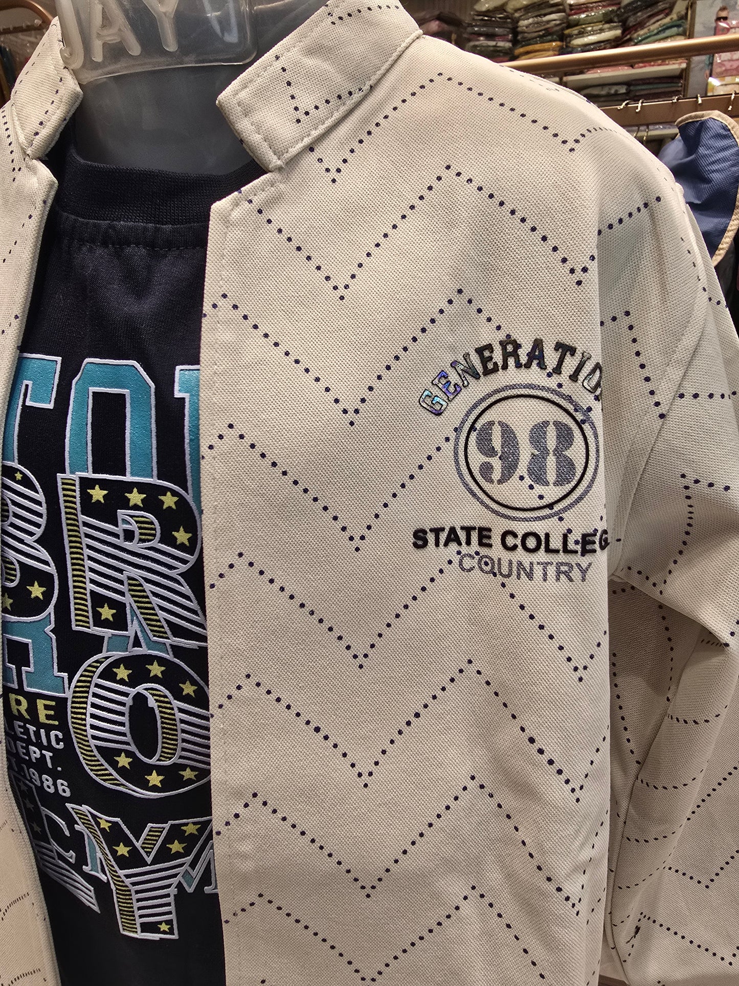 Lycra Full-Sleeve T-Shirt with Wavy Horizontal Pattern