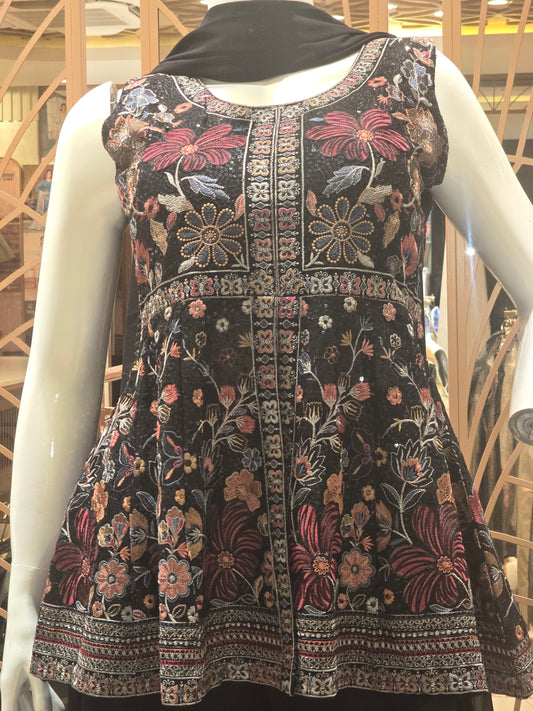 Women Black Chiffon Thread Embroidered Sharara Set