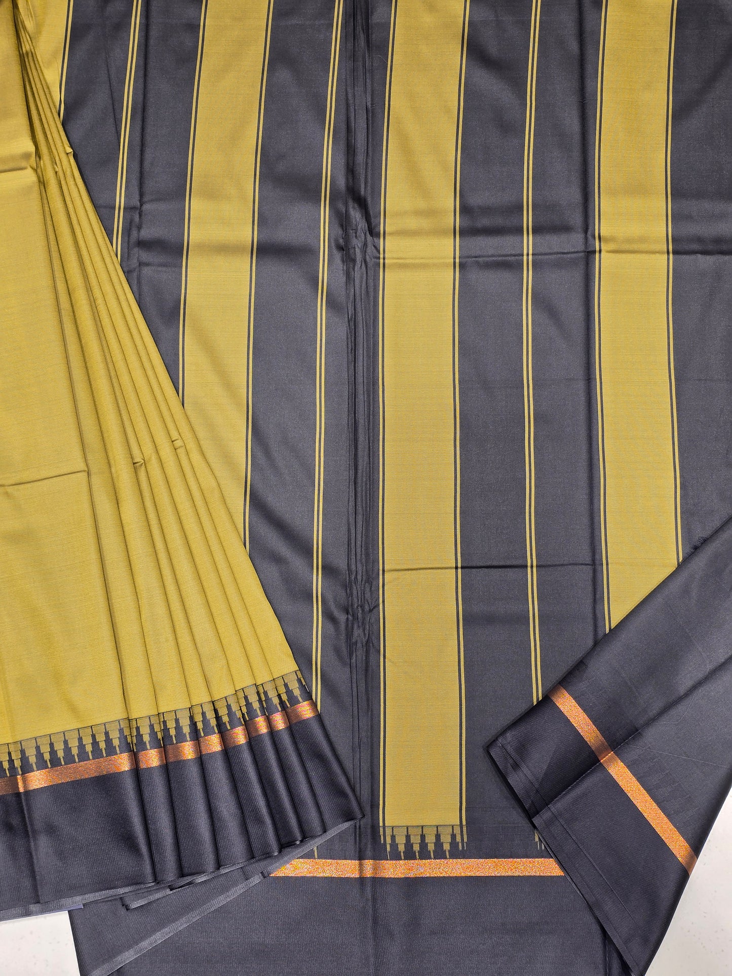 Semi Mix Soft Silk Saree with Temple Border