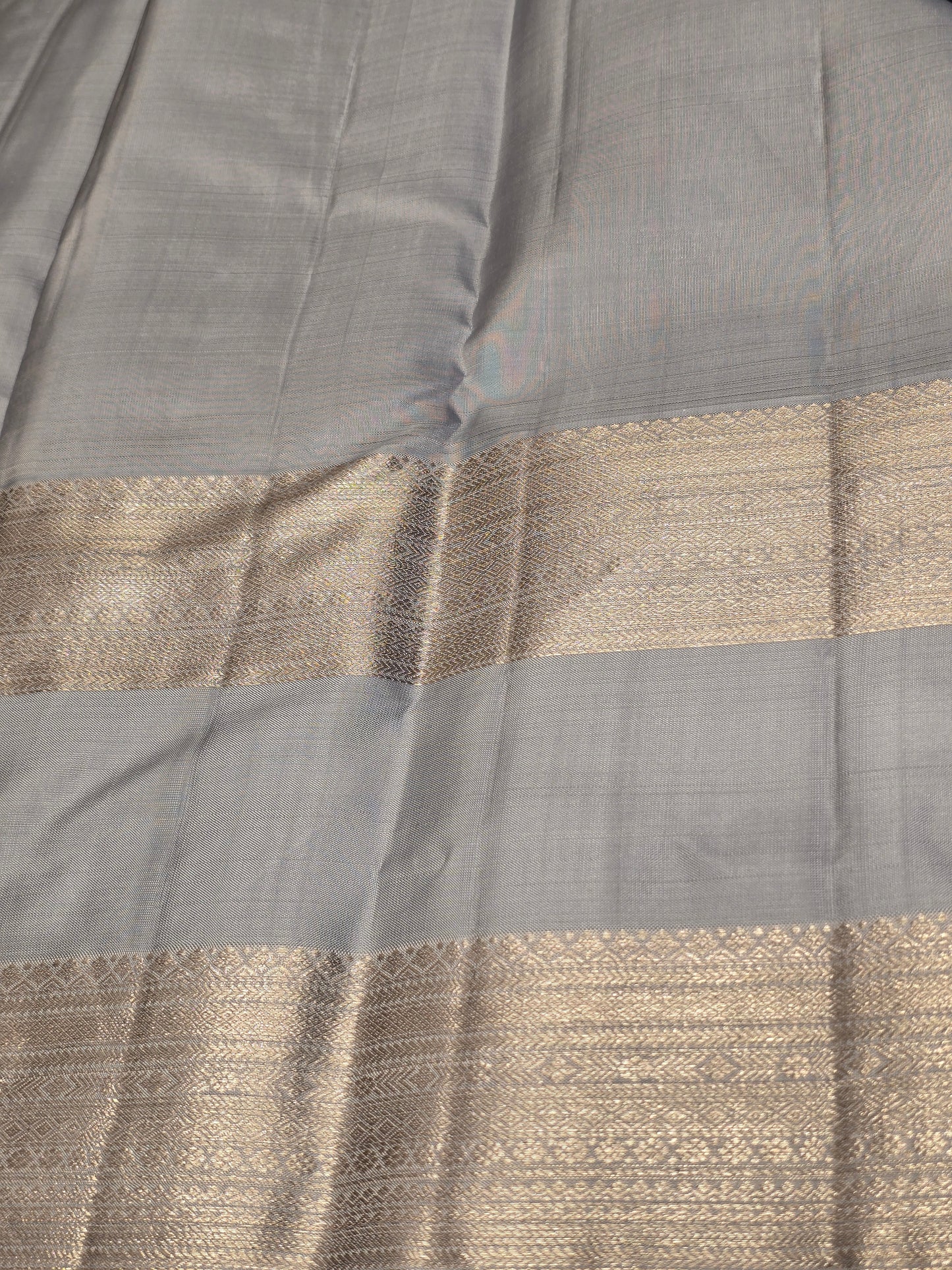 Pure Handloom Kanjivaram Silk Saree with Rudrakshi and Peacock Motifs, Bentex Border with Silver Zari and Rich Pallu for Wedding and Festive Occasions
