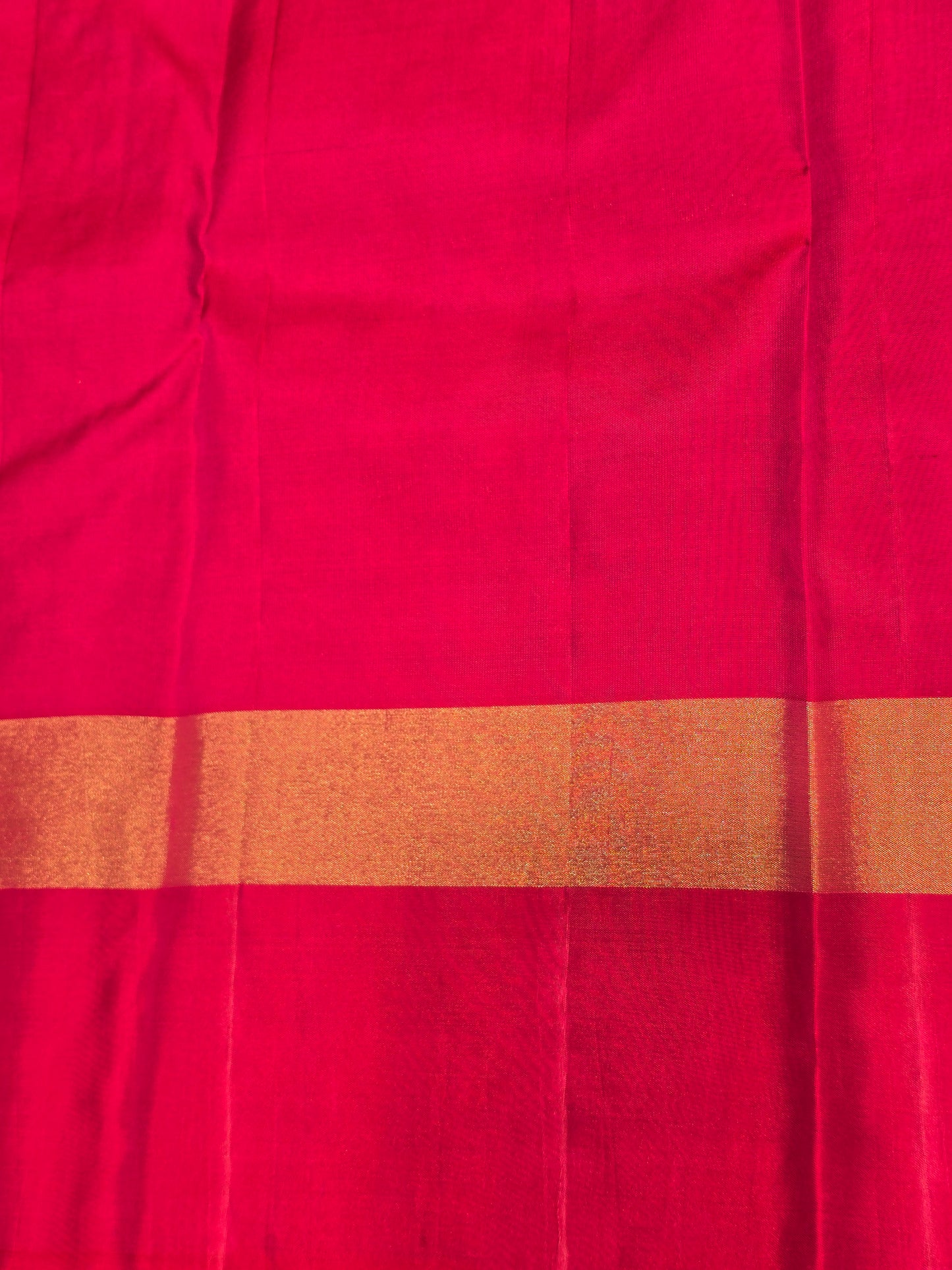 Women Leaf Green Pure Kanjivaram Silk Saree with Fancy Butta Motifs
