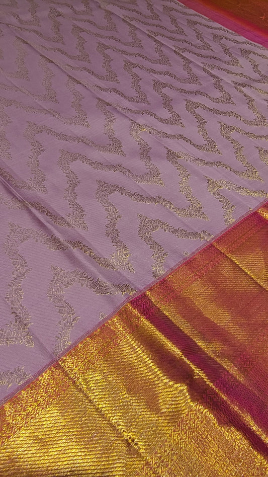 Handloom Pure Silk Kanjivaram Saree with Lehariya Design