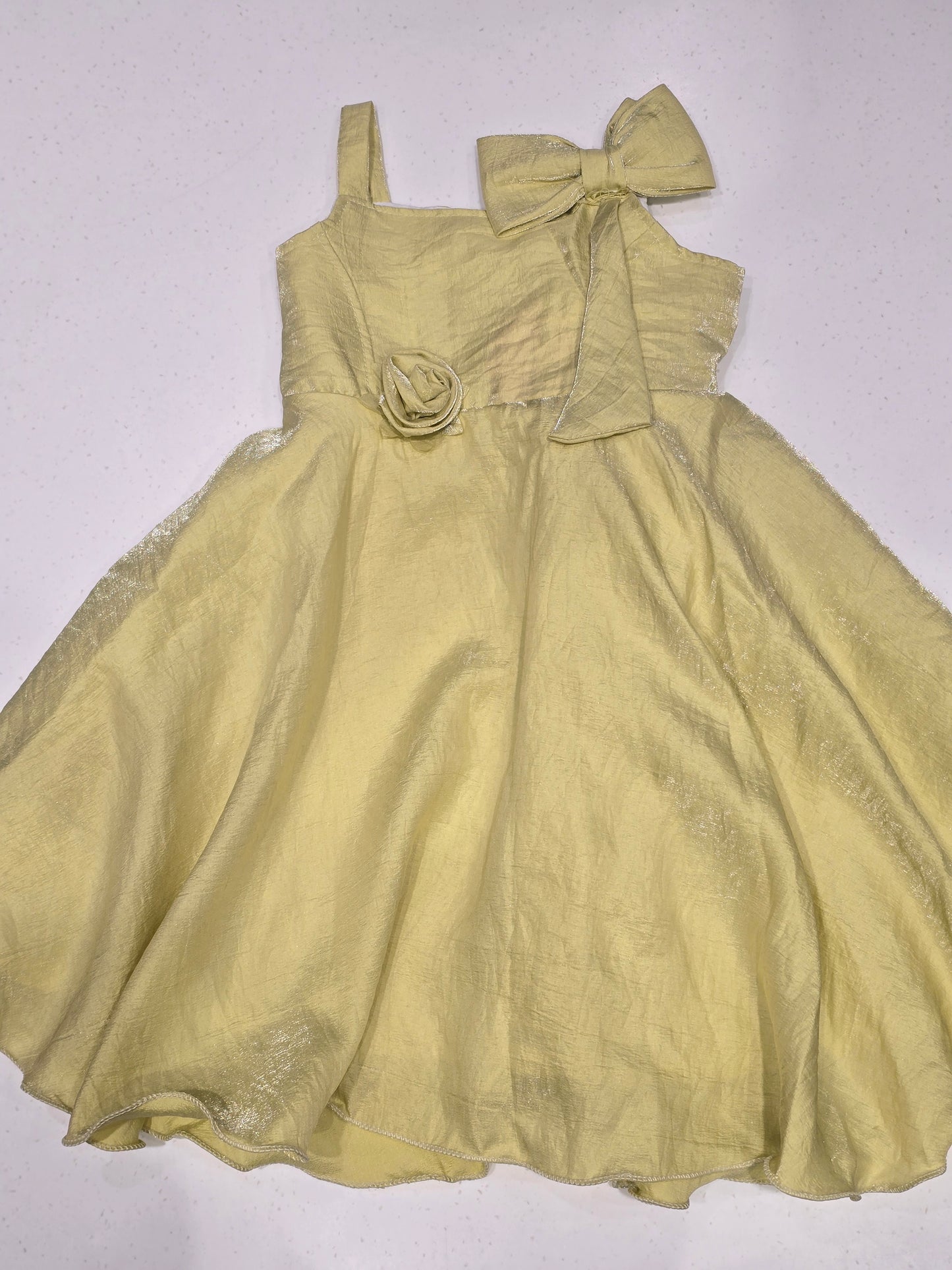 Shimmer material onion oink color baby frock with designer bow