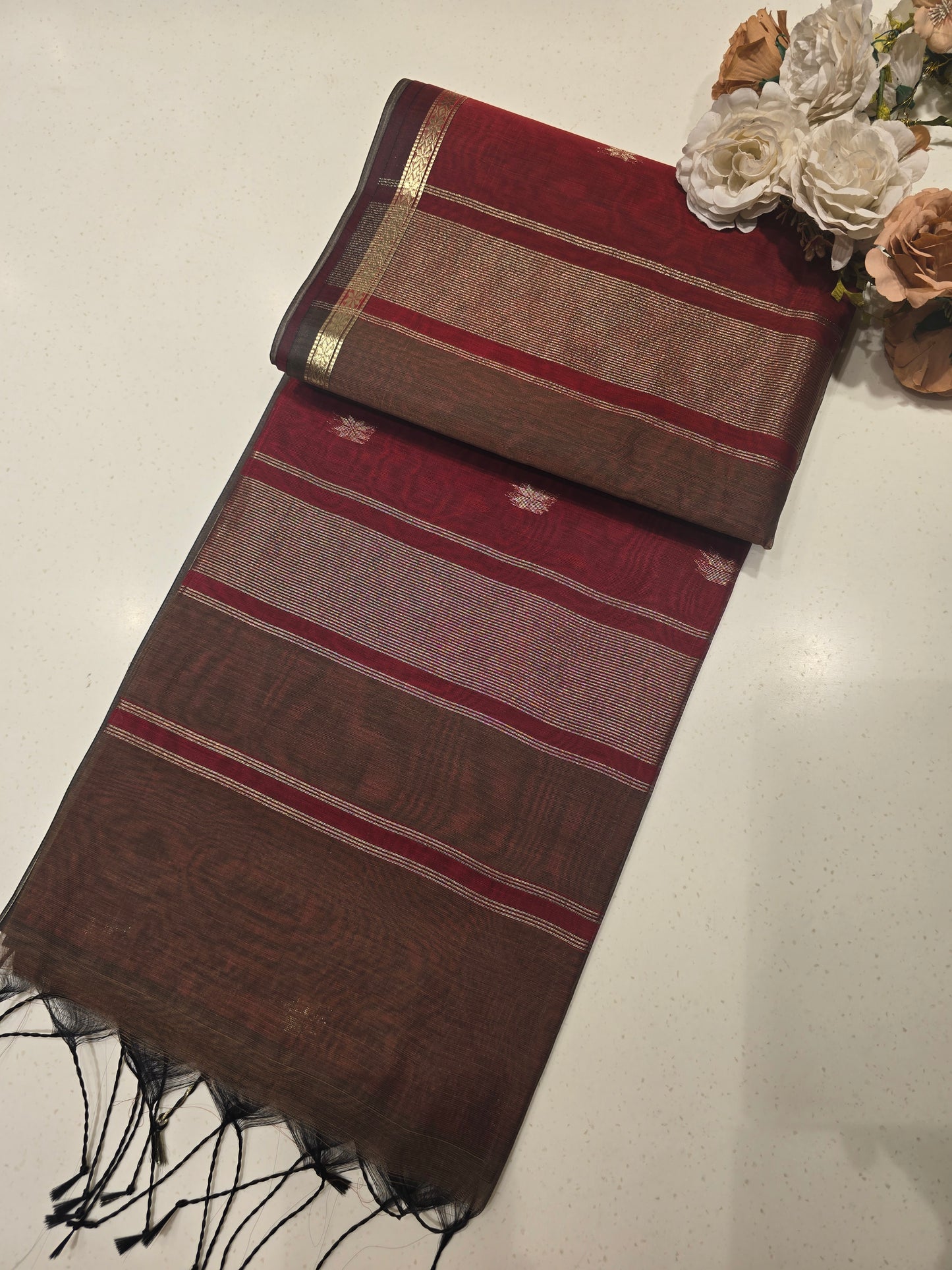 Maheshwari Cotton Silk Saree with Zari Border & Butta Design | Lightweight Festive & Daily Wear Saree for Women