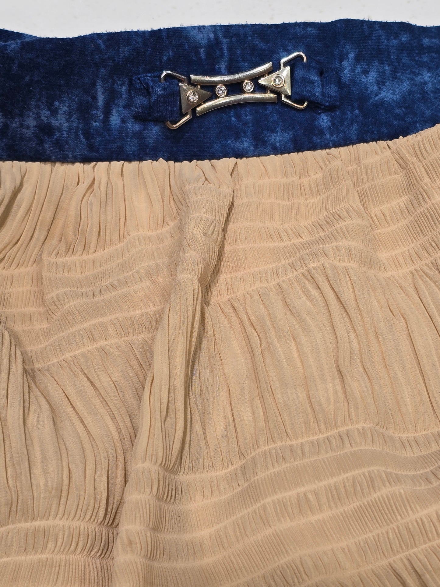 Chiffon with georgette material mini skirt for girls