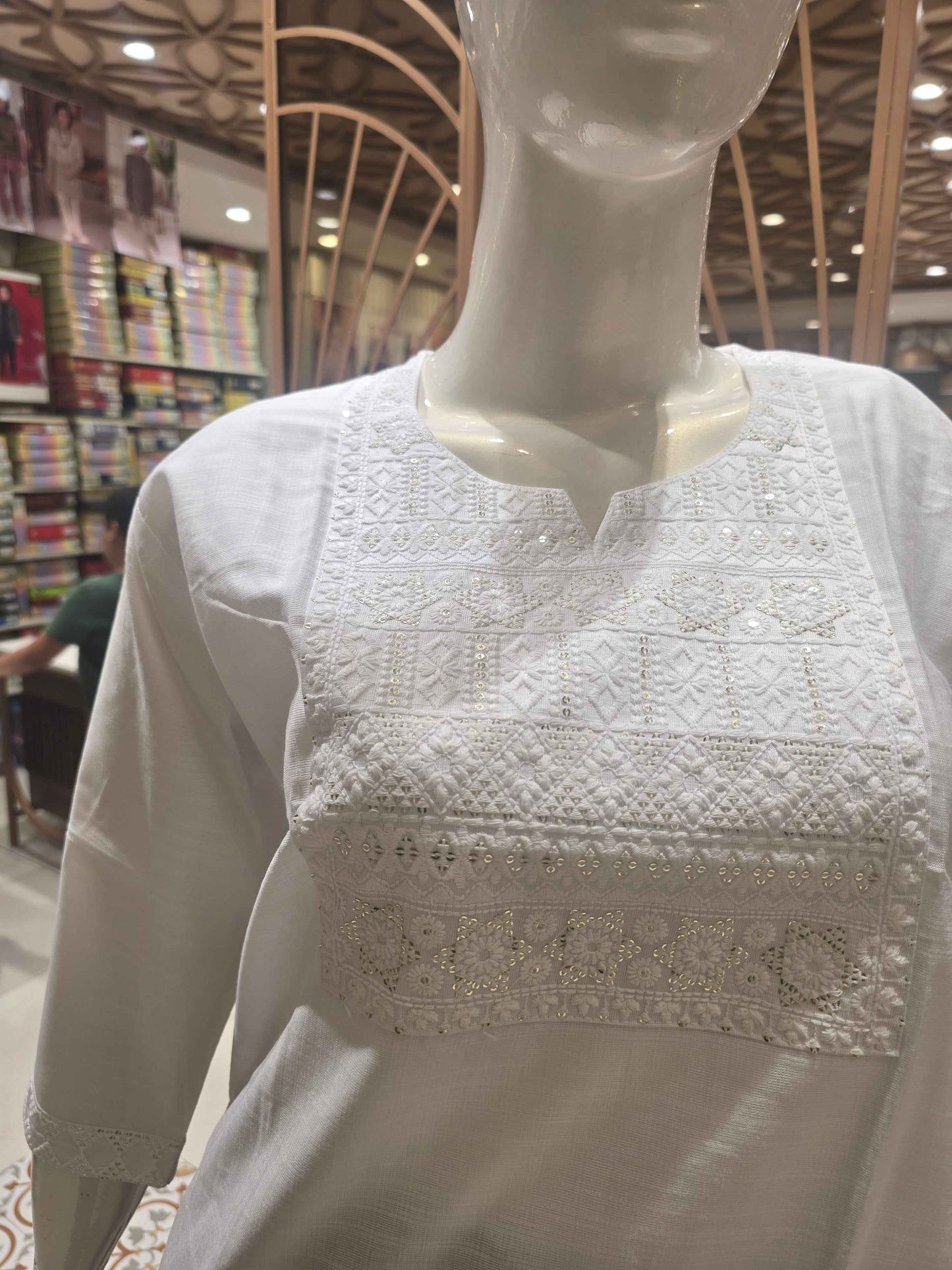 Cotton material white colour kurta for women with ¾ sleeves