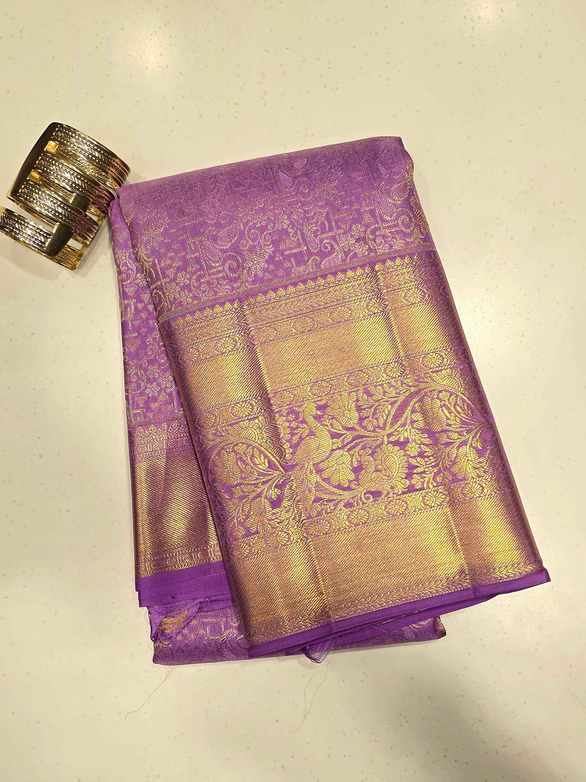Pure handloom kanjivaram brocade silk with fancy designer saree over the body and samudrika border