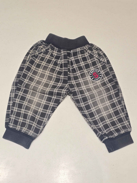 Lycra cotton material blue with white colour shaded pant with round Elasticable
