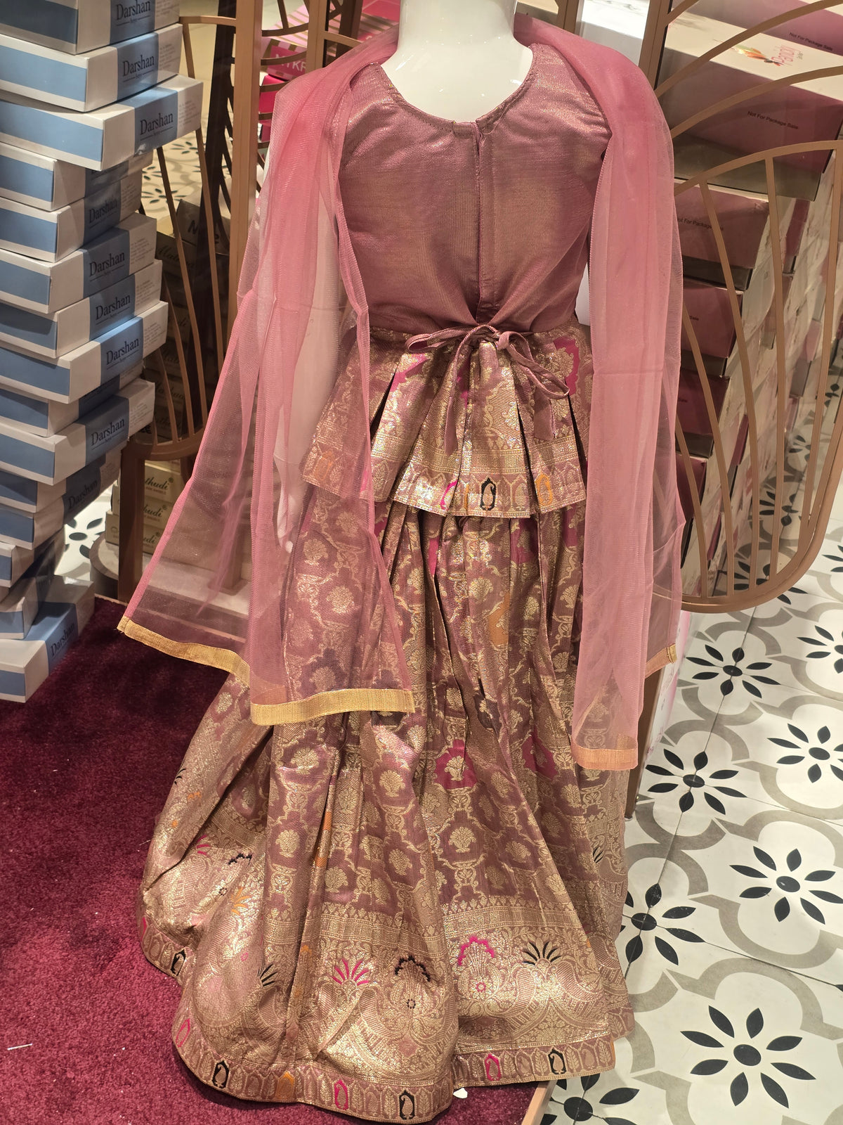 traditional girls' ethnic set,