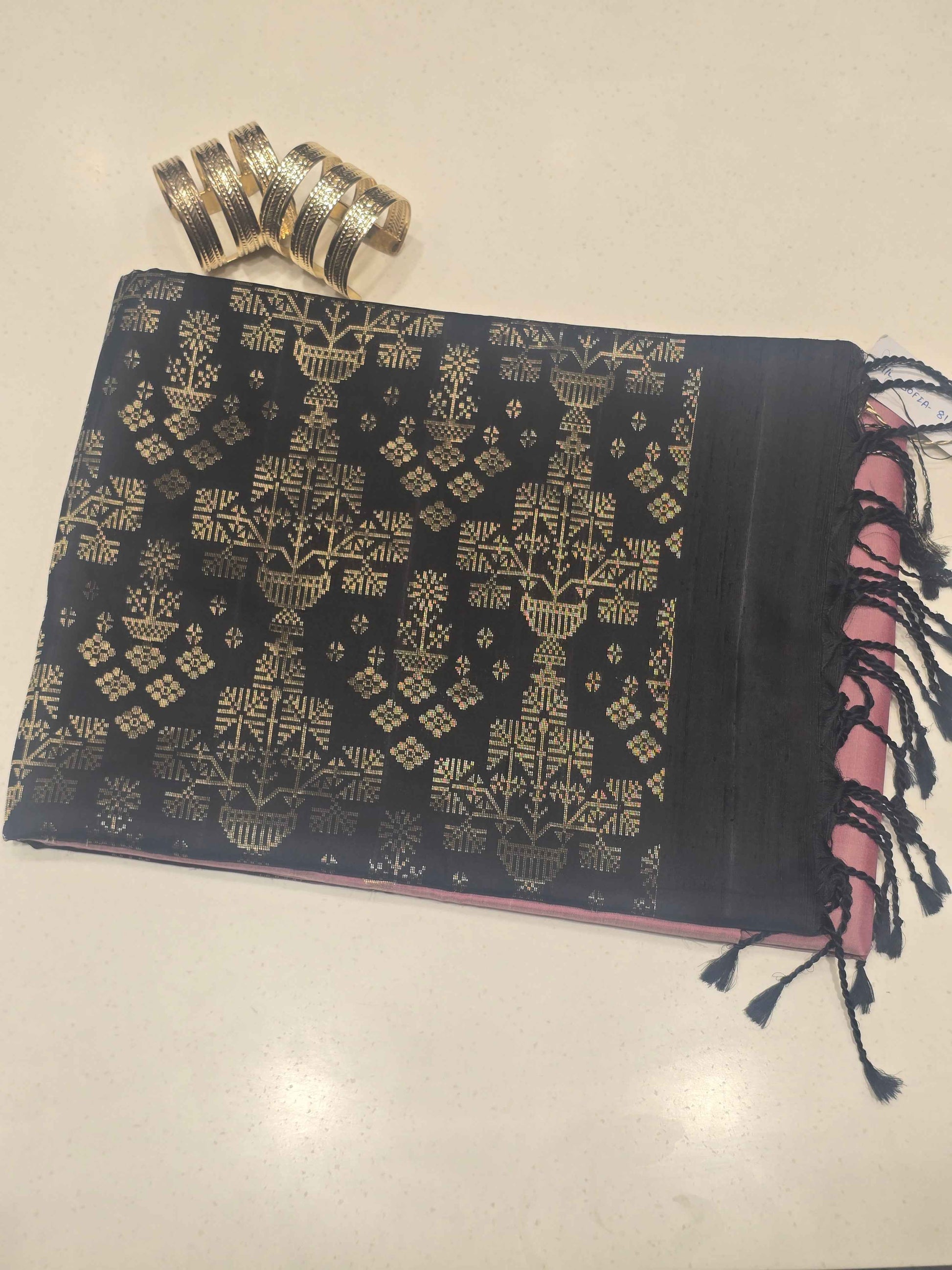 Pure handloom softsilk onion pink with black colour and triangles motifs
