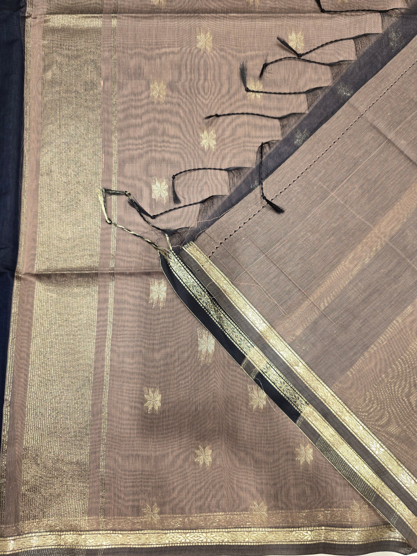 Maheshwari Cotton Silk Saree with Zari Border & Butta Design | Lightweight Festive & Daily Wear Saree for Women