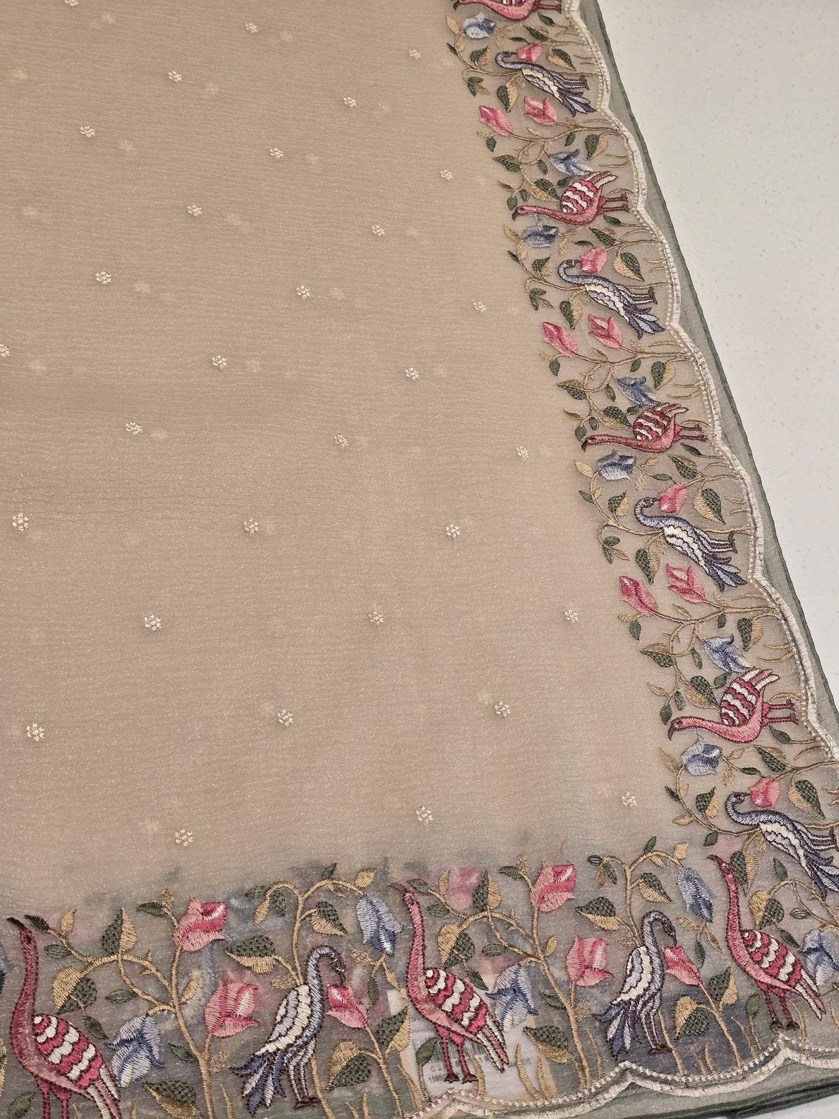 Glass Silk Saree with Crush Material, Small Butta Floral & Peacock Fancy Border – Party Wear