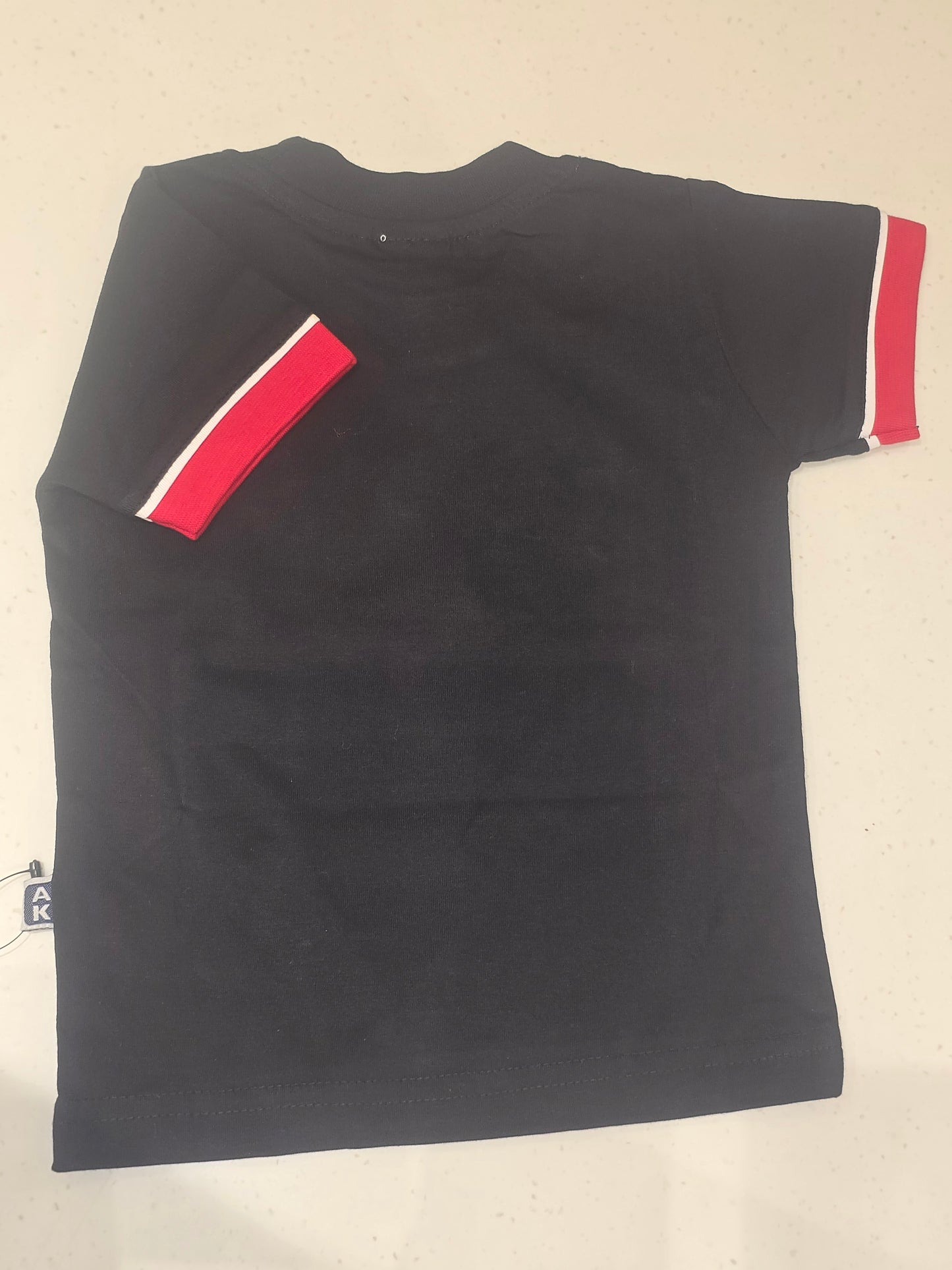Cotton material black colour printed t-shirt