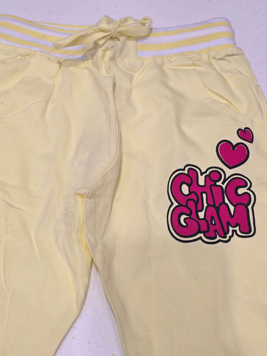 Cotton material ¾ capri for girl with round Elasticable