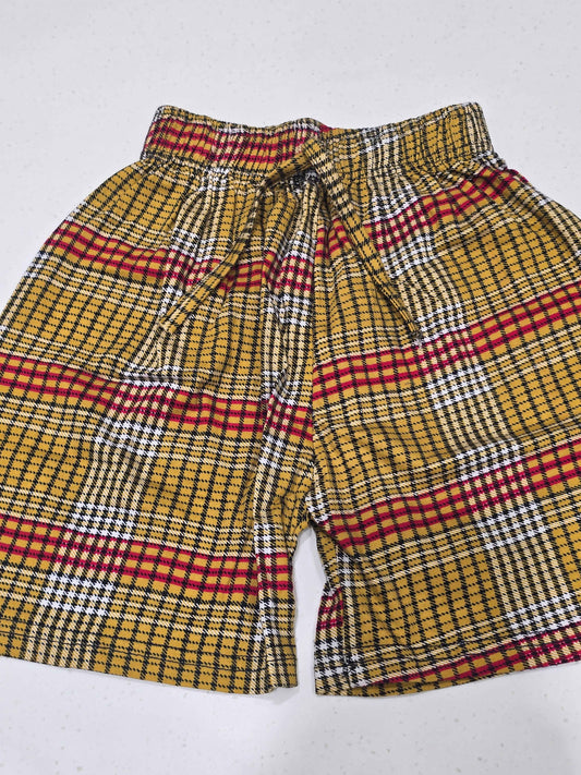 Cotton material multi colour checked pattren shorts with round Elasticable