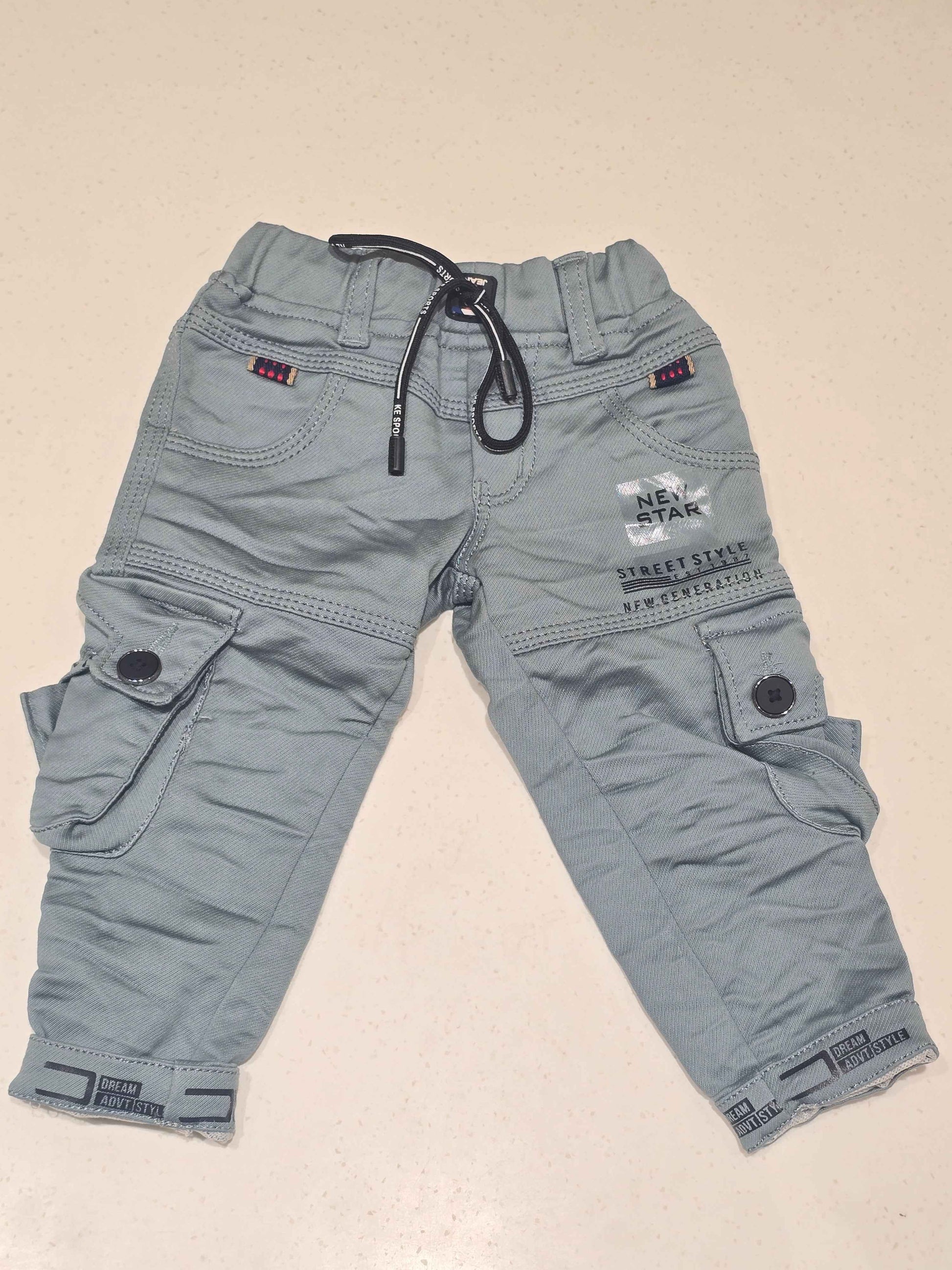 Denim material cargo jeans pant with stylish bottons