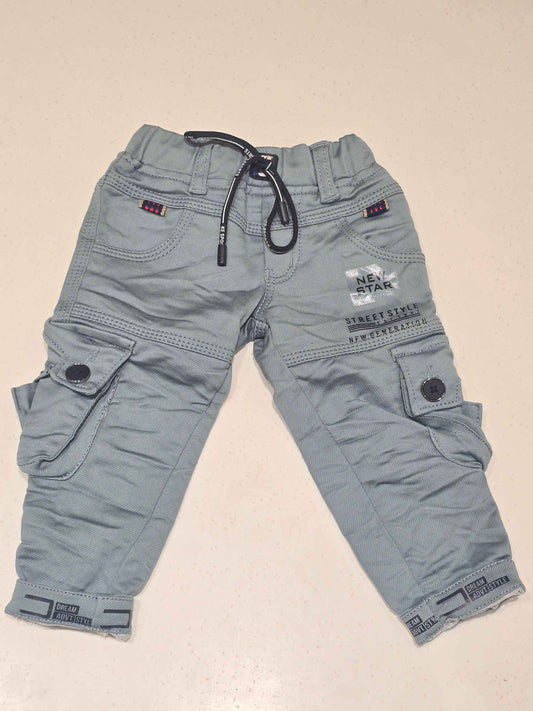 Denim material cargo jeans pant with stylish bottons