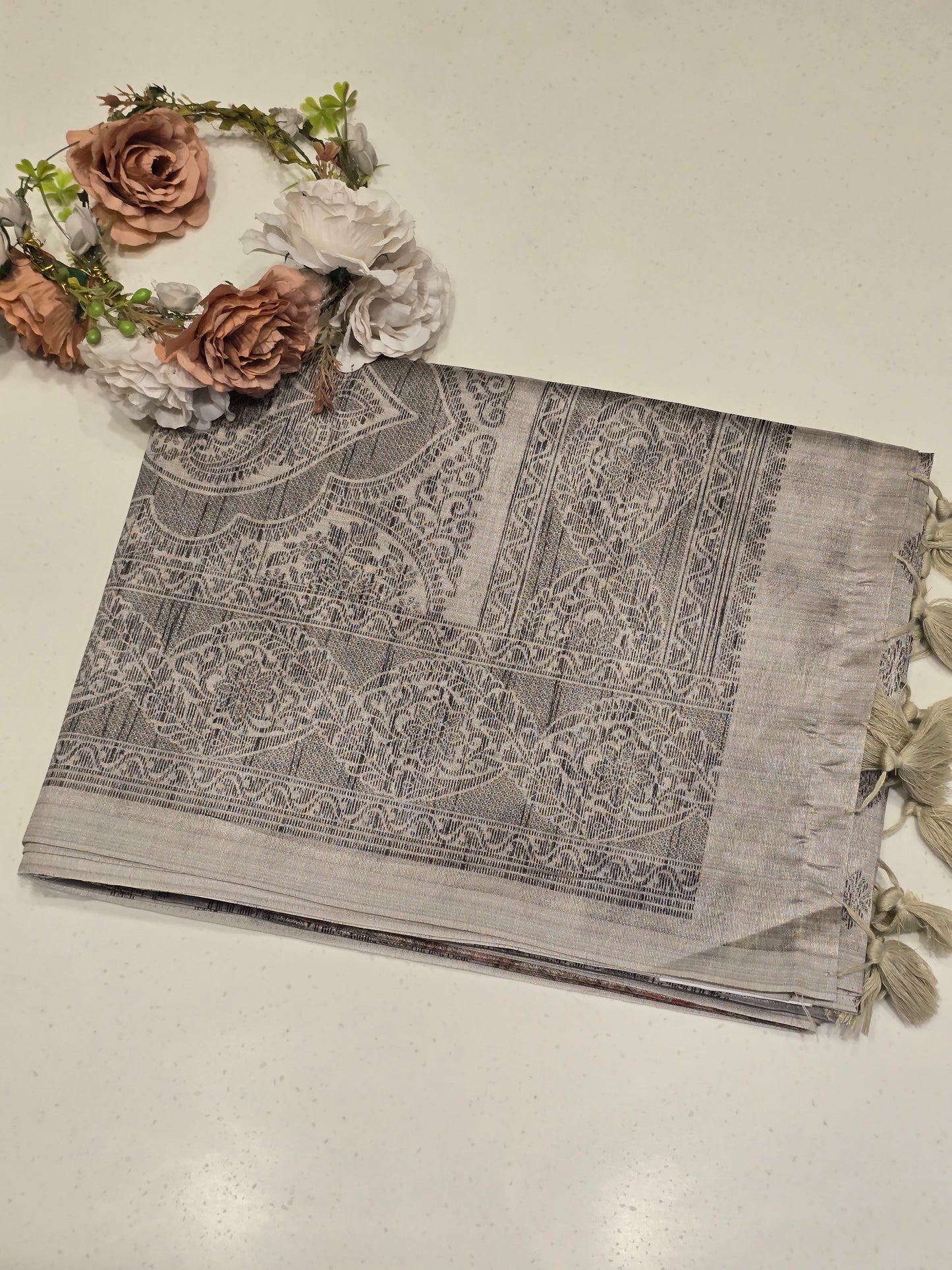 Raw silk with thread work border and pallu Daily wear