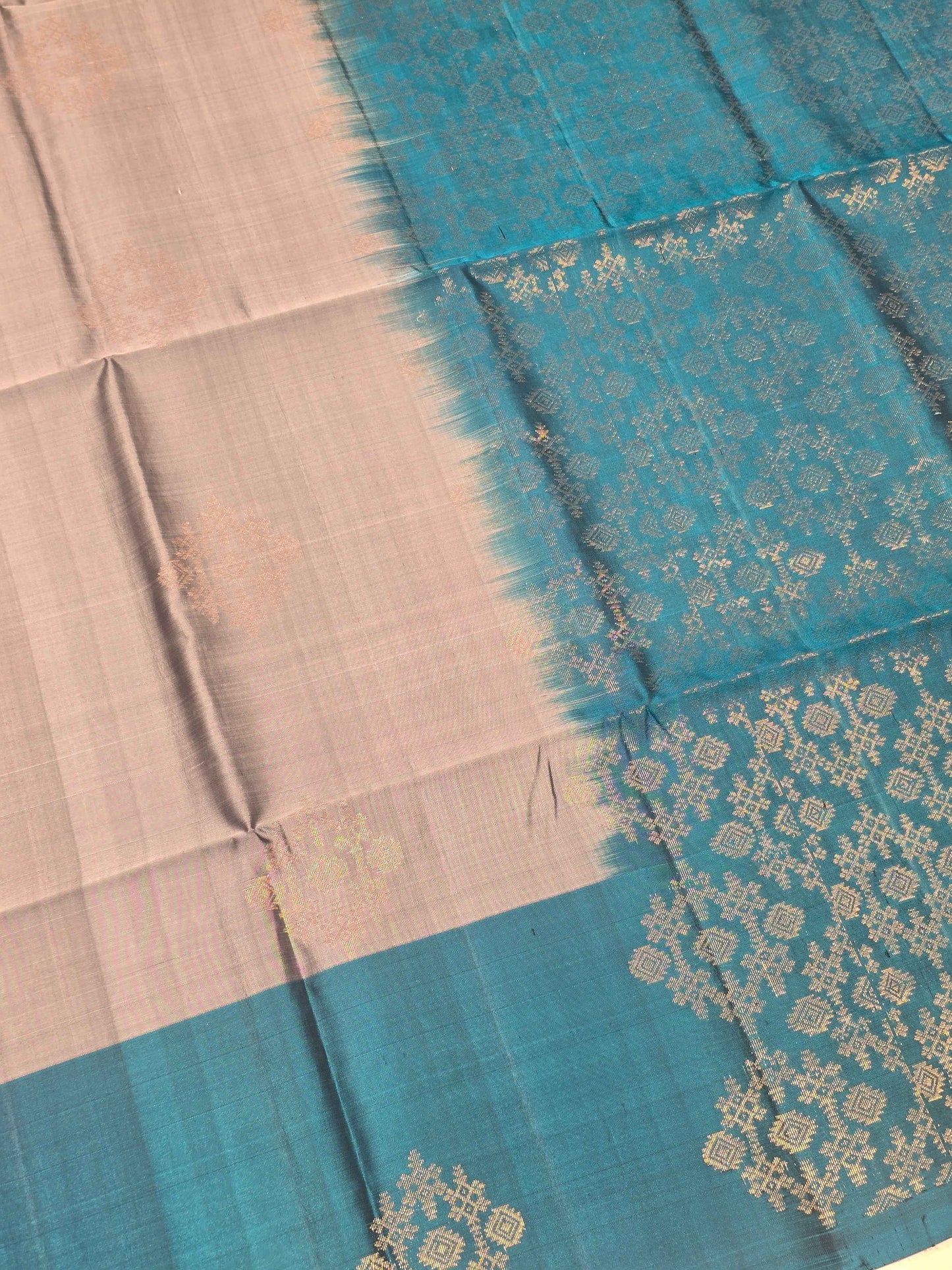 Pure Kanjivaram softsilk with brocade motifs and rich pallu