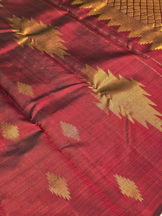 Pure handloom kanjivaram silk with temple design and diamond fancy motifs , border Less & rich pallu