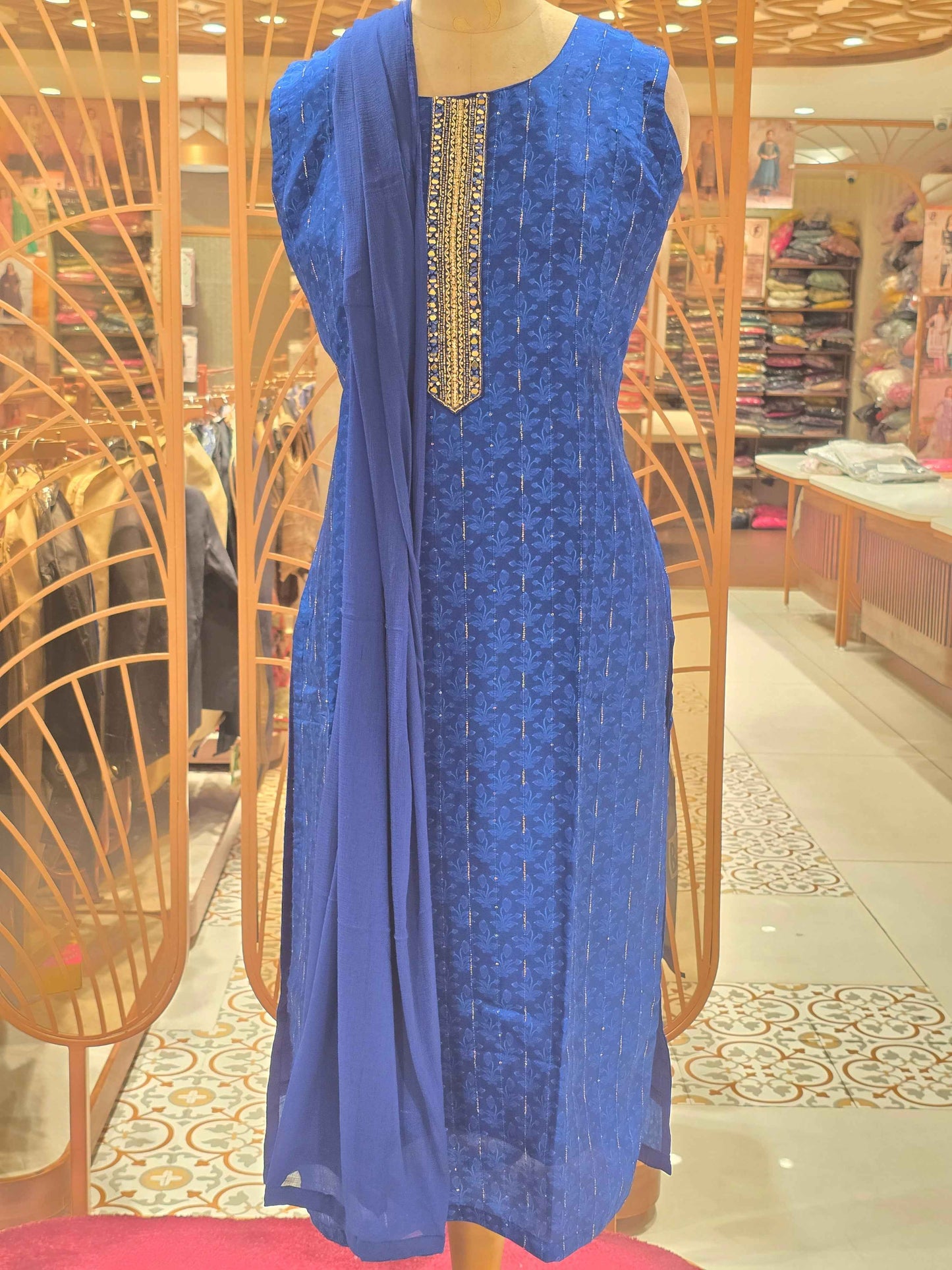 Shiffon material blue color kurta set with rain drops design