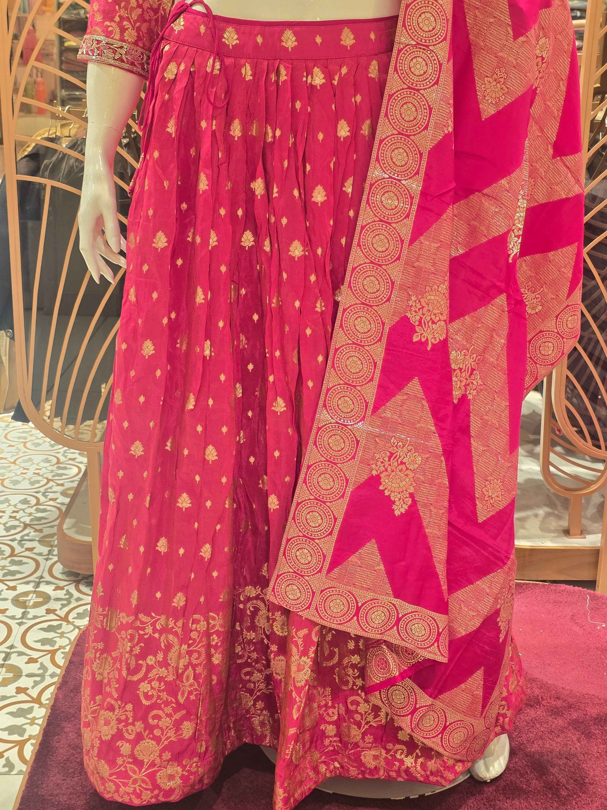 Women Rani Pink Pure Banarasi Lehenga Set