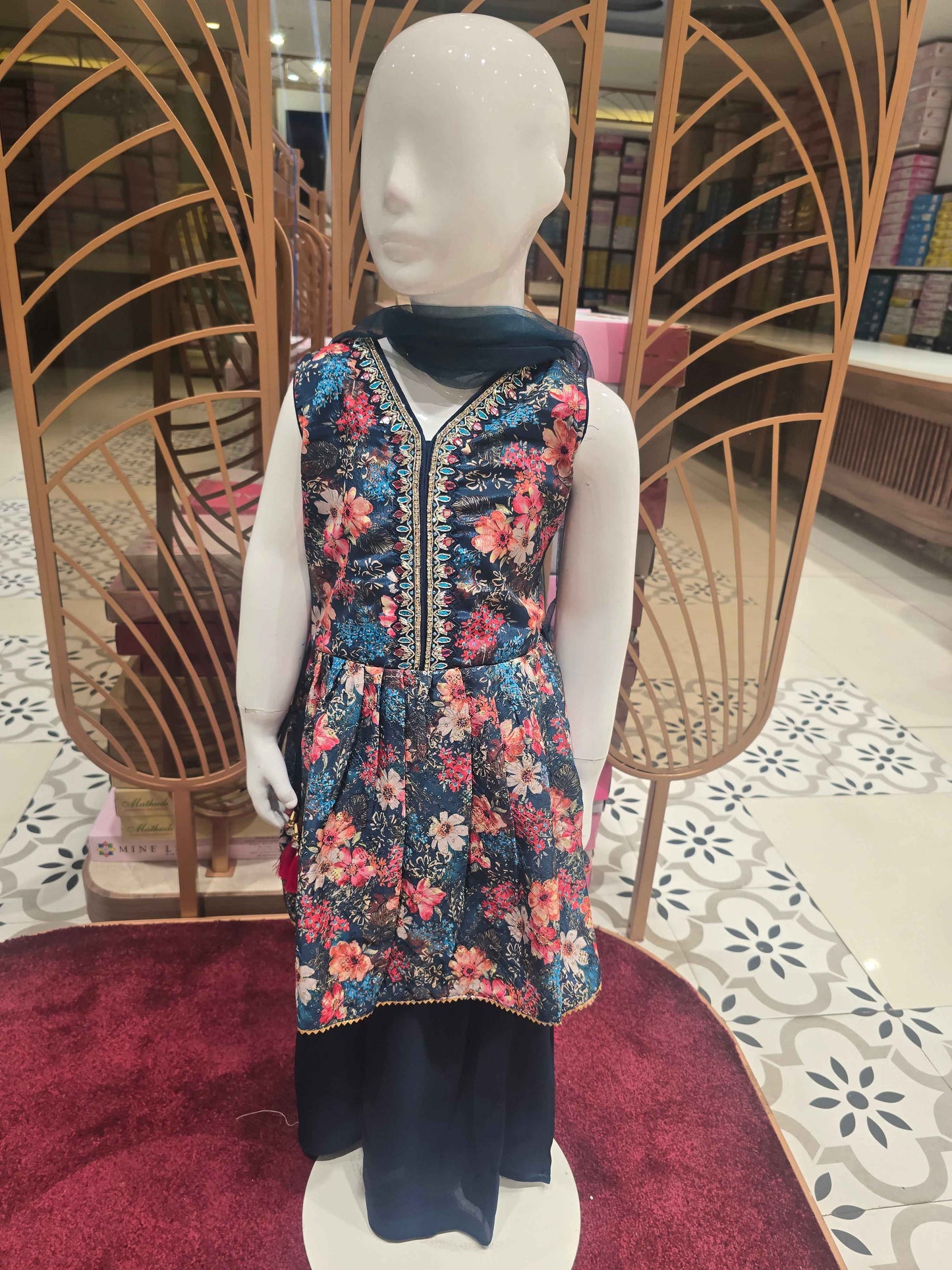 Printed material sharara set with umbrella cut top