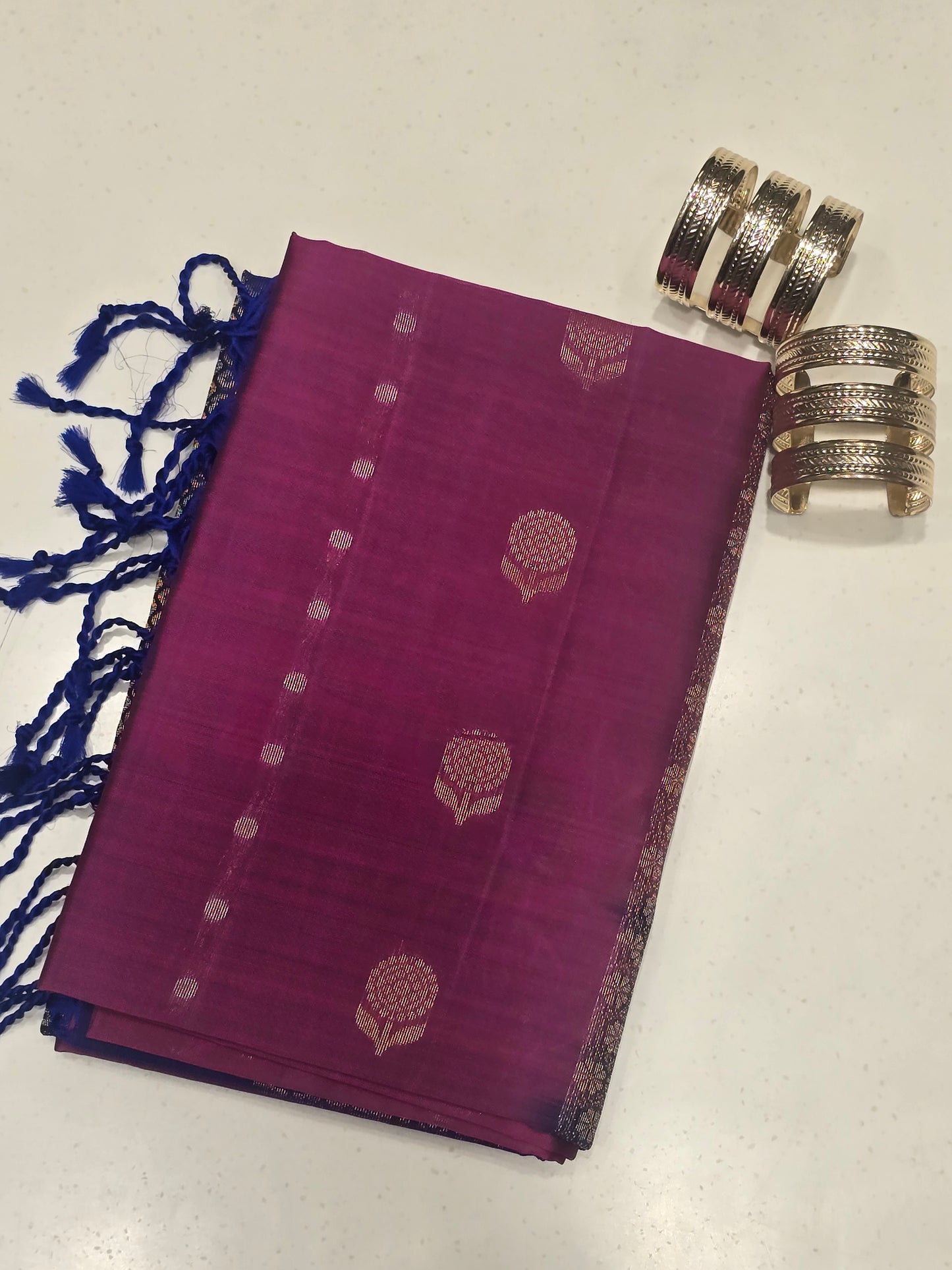 Pure Kanjivaram softsilk pink with navy blue color saree with mango rich pallu