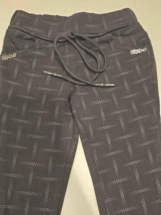 Stretchable material black colour ¾ with checked pattren