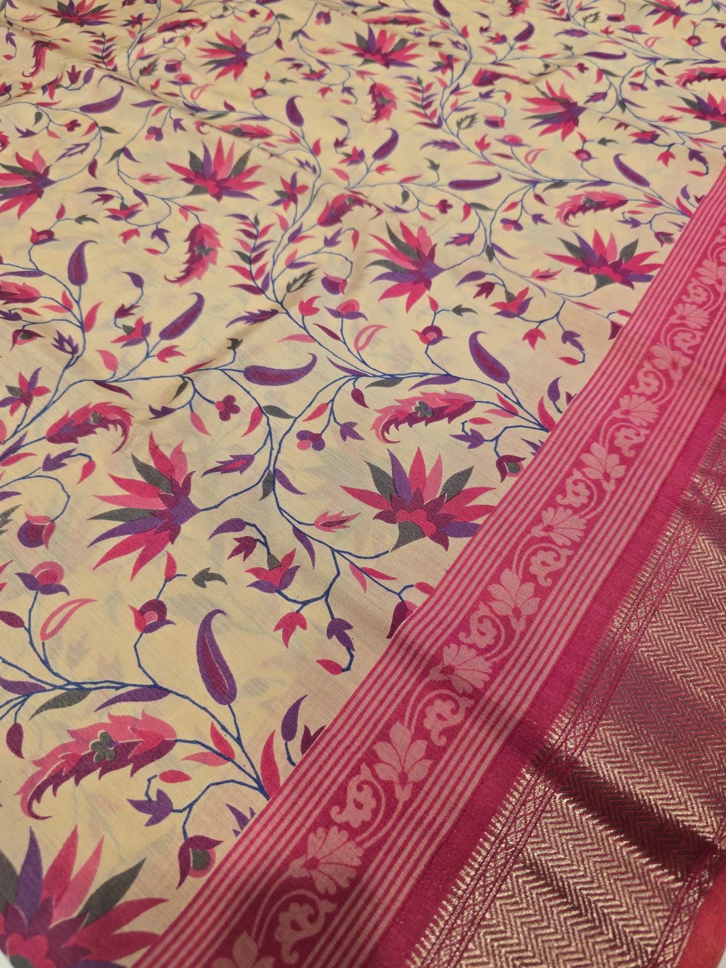 Soft Printed Cotton Saree with Gatti Border | Lightweight Festive & Daily Wear Saree