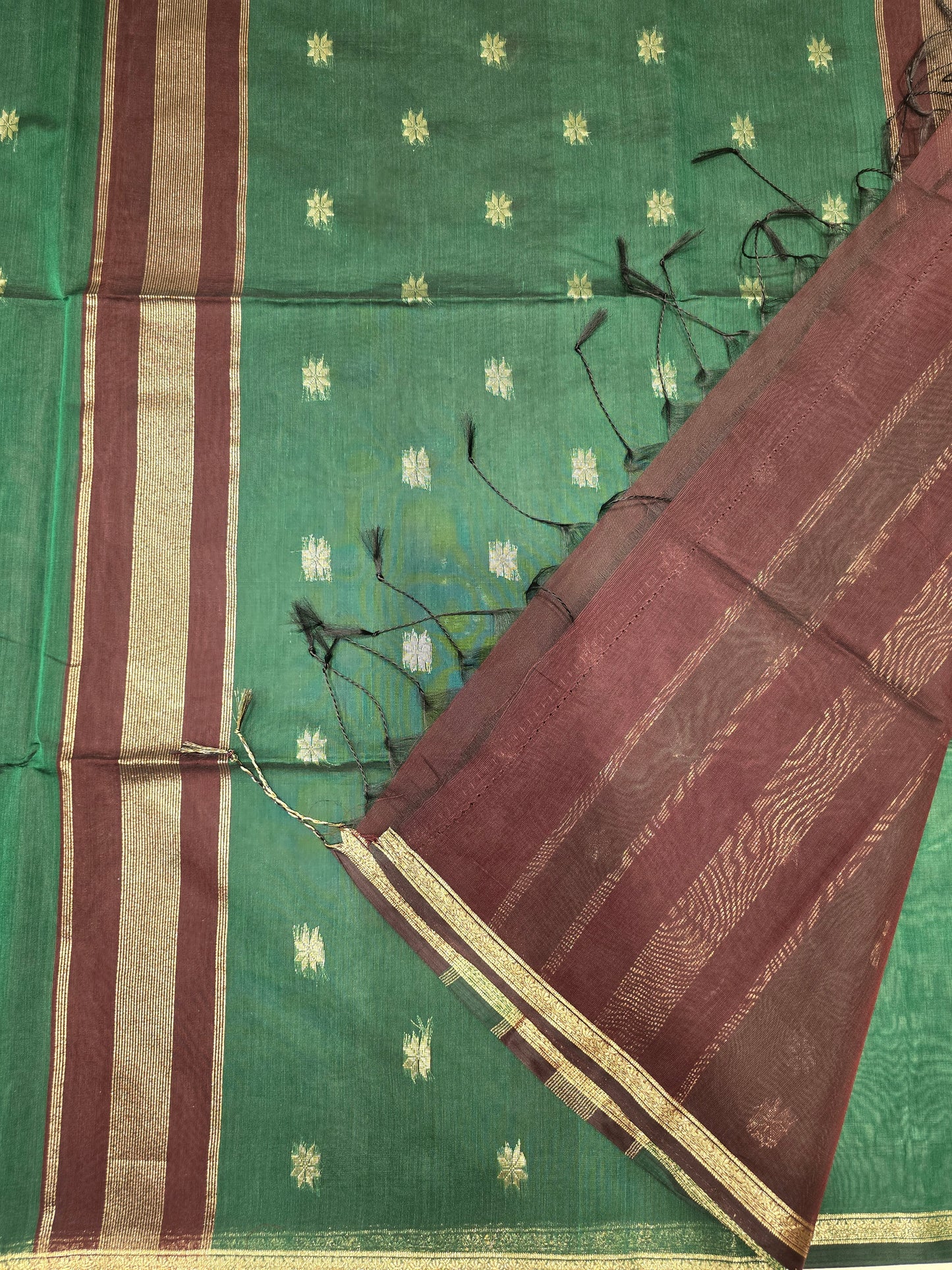 Maheshwari Cotton Silk Saree with Zari Border & Butta Design | Lightweight Festive & Daily Wear Saree for Women