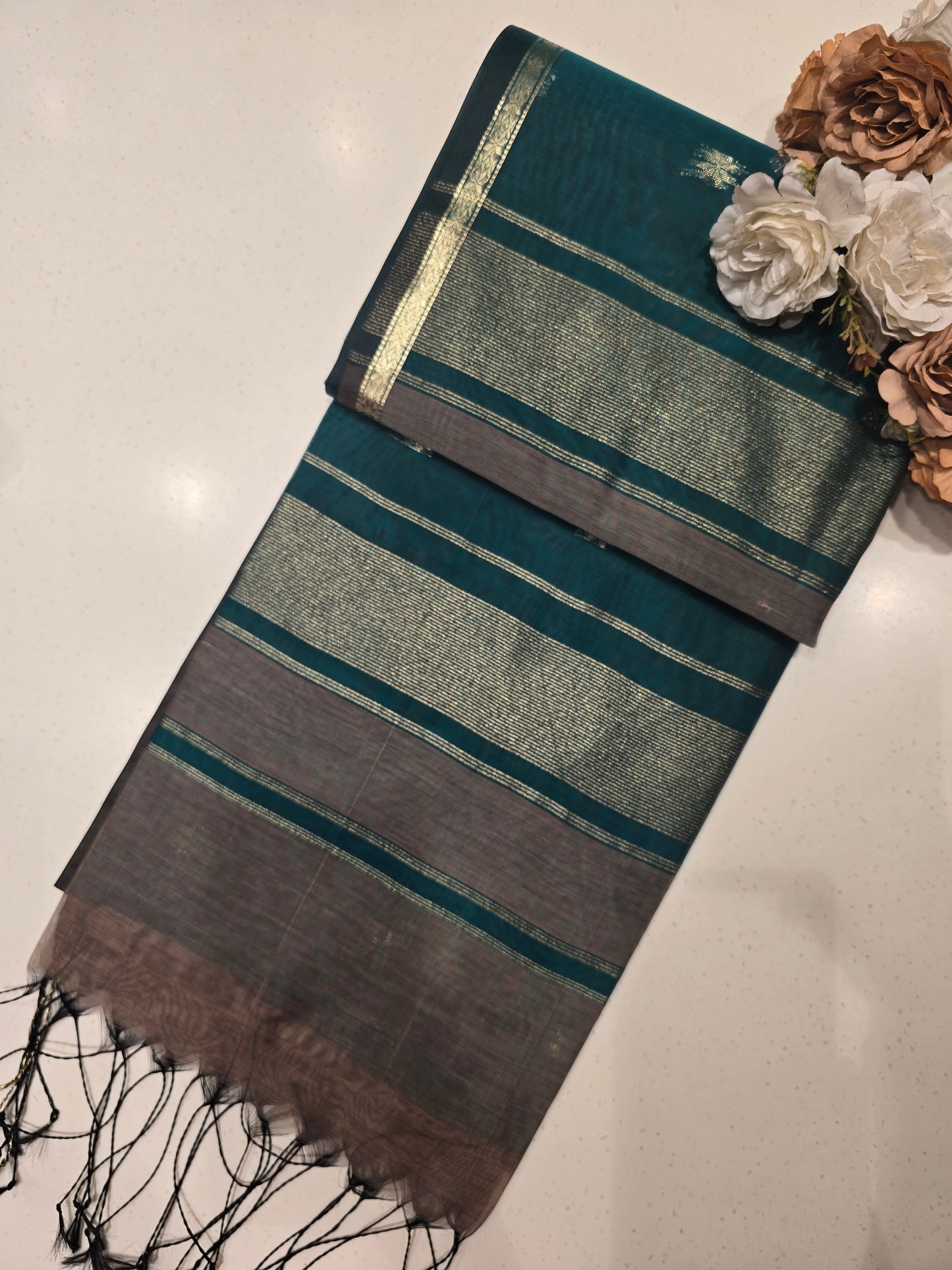 Maheshwari Cotton Silk Saree with Zari Border & Butta Design | Lightweight Festive & Daily Wear Saree for Women