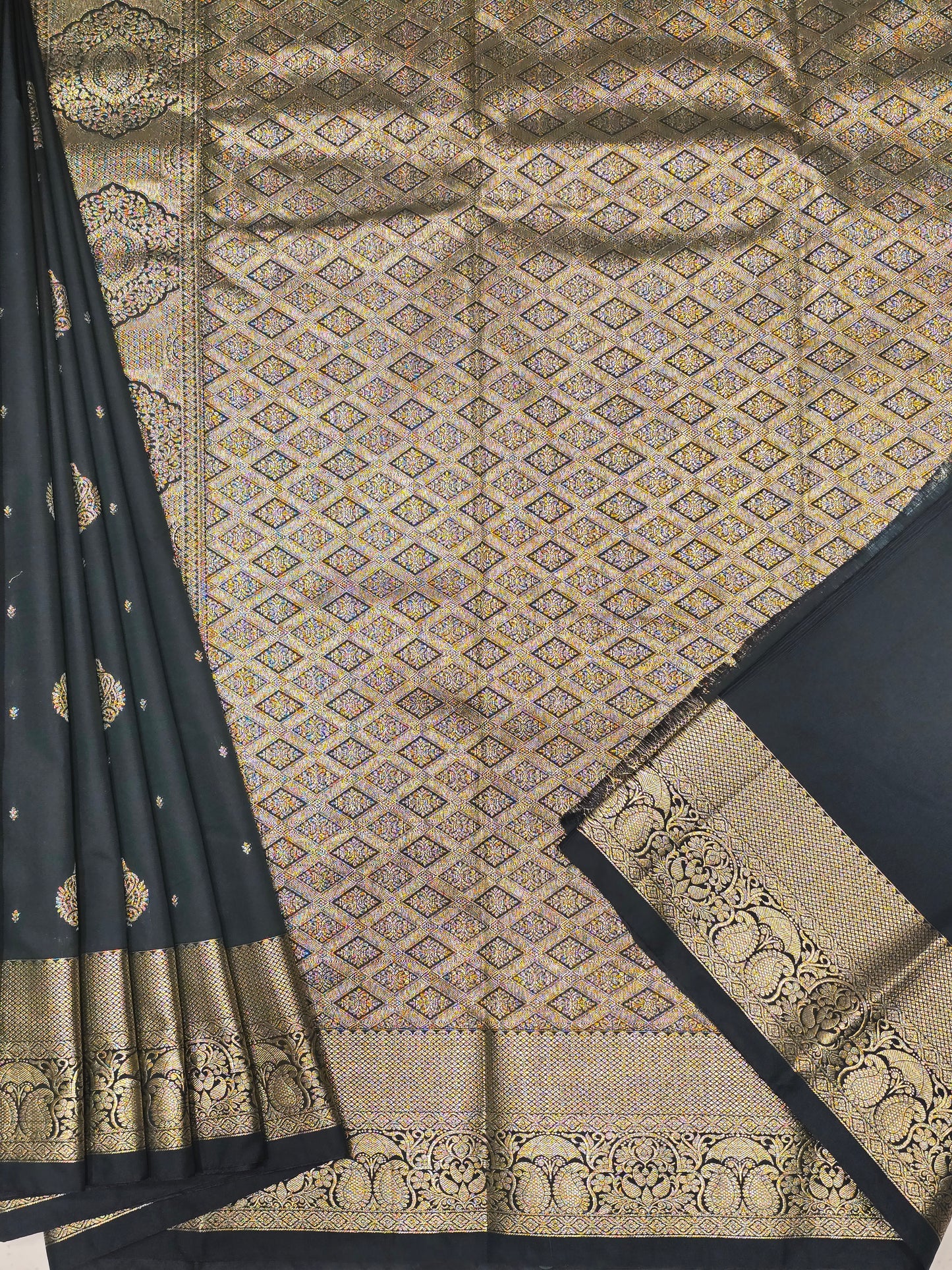 Semi Kanjivaram Silk Saree with Traditional Mango Border