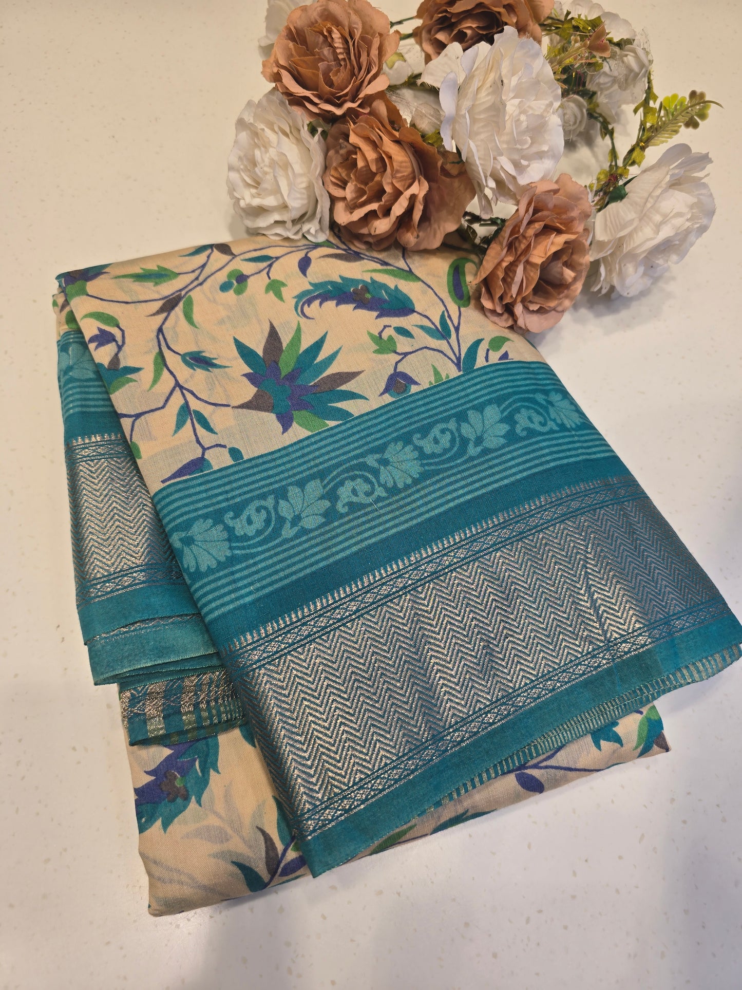 Soft Printed Cotton Saree with Gatti Border | Lightweight Festive & Daily Wear Saree