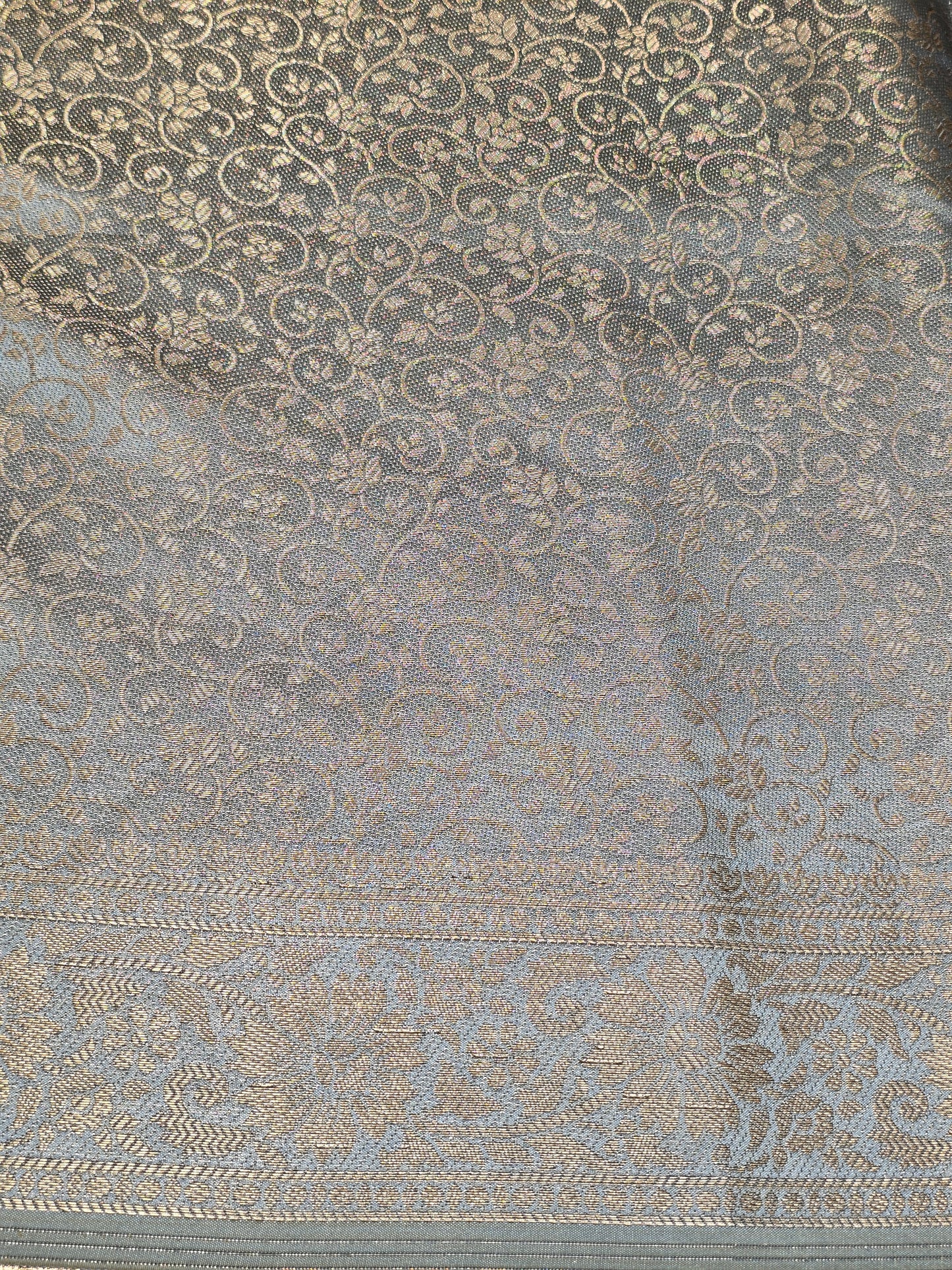 Dolla silk with zari motif and digital print , Traditional border