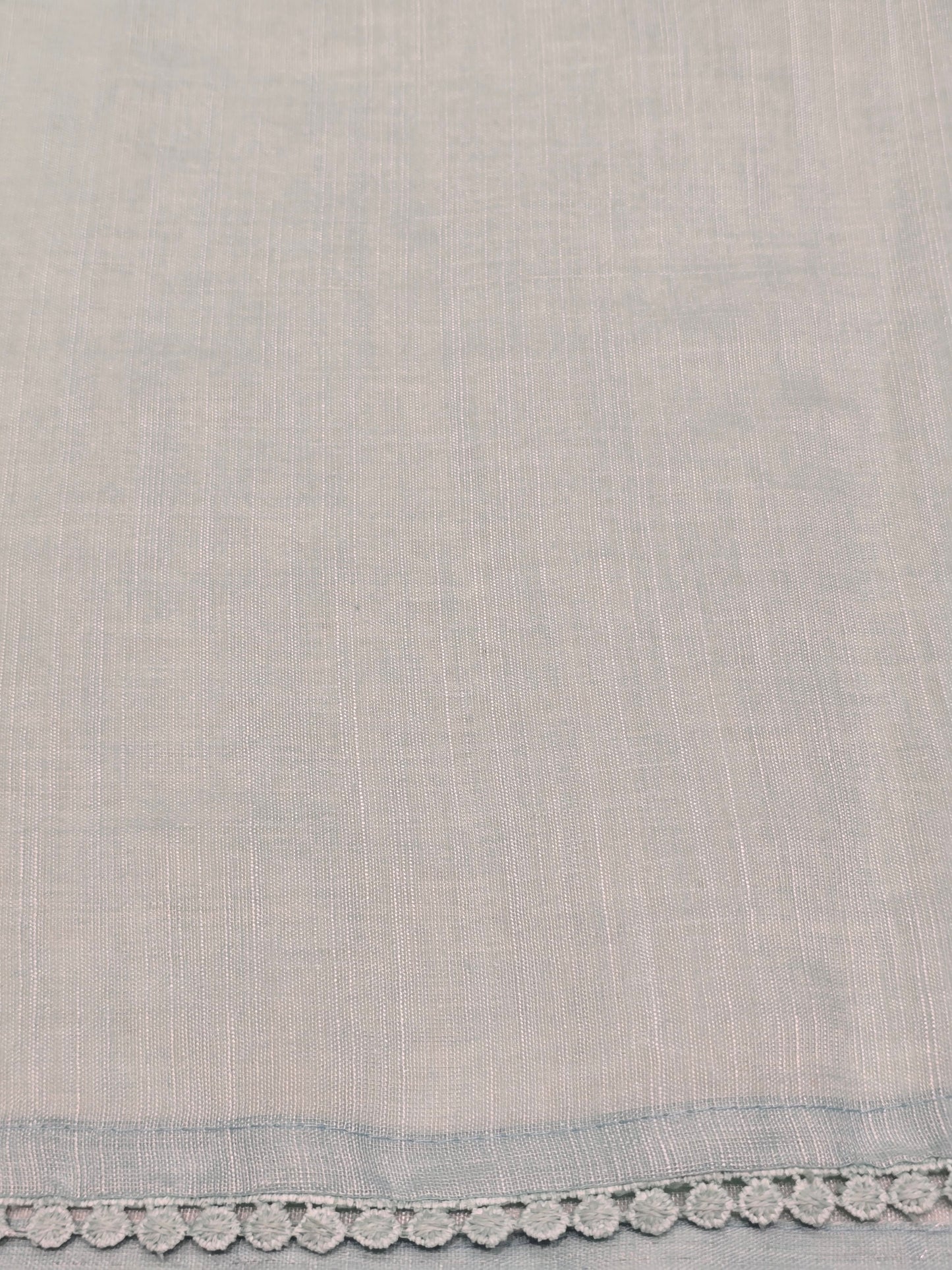 Linen with embroidery border and leaf motif Normal wear