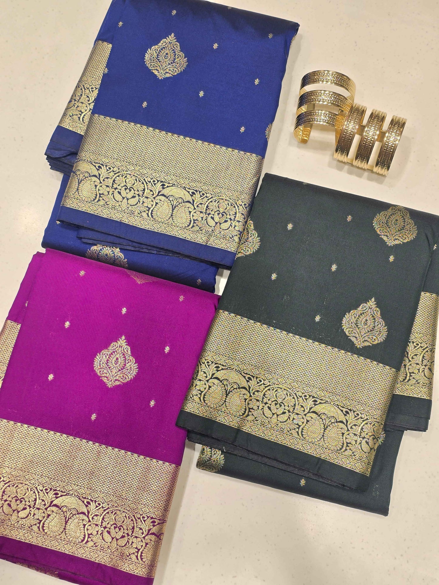 Semi kanjivaram silk saree with rich pallu